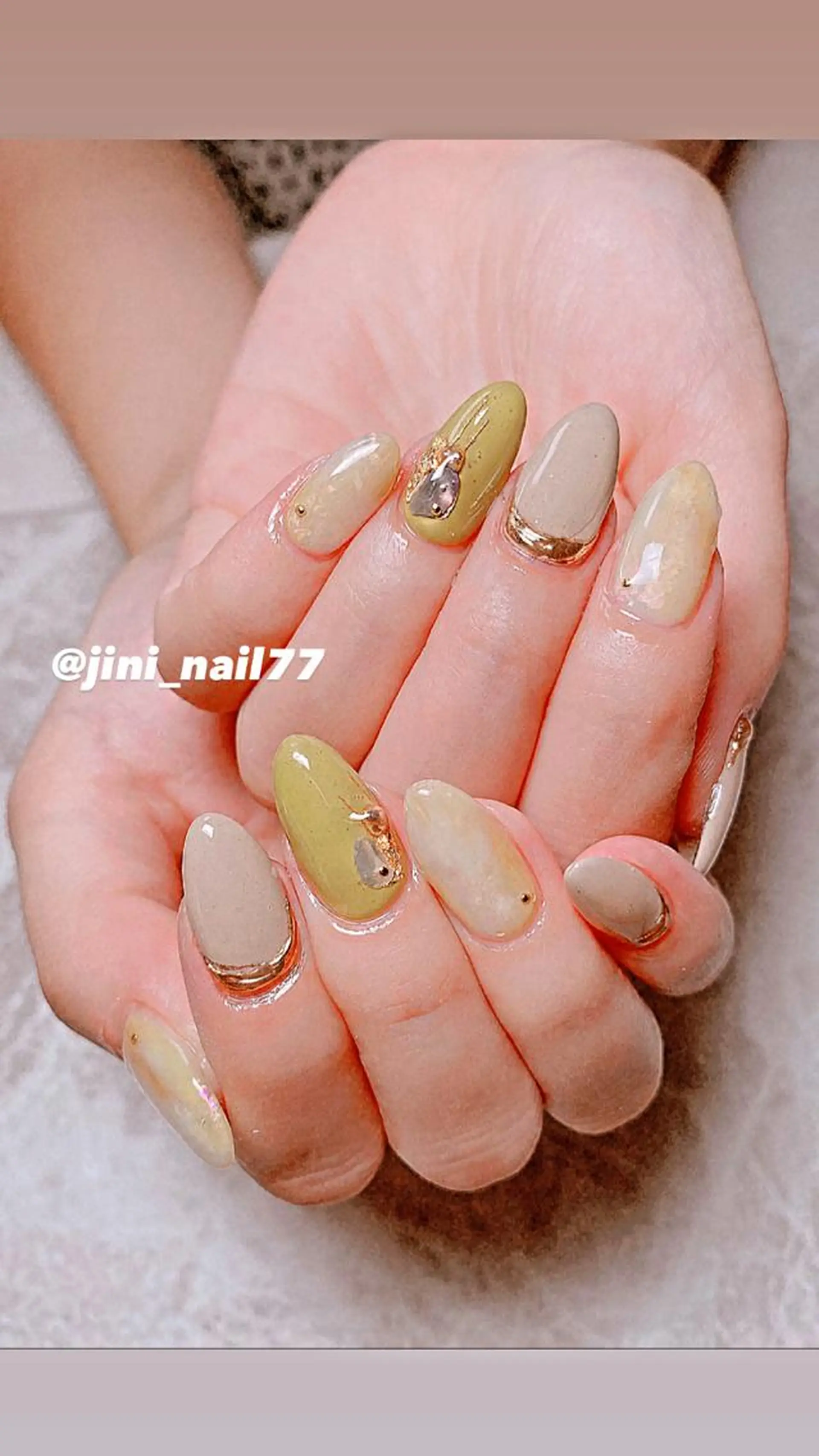 ネイル ハンドネイル JINI NAIL所属・ジニ ネイルのネイルデザイン