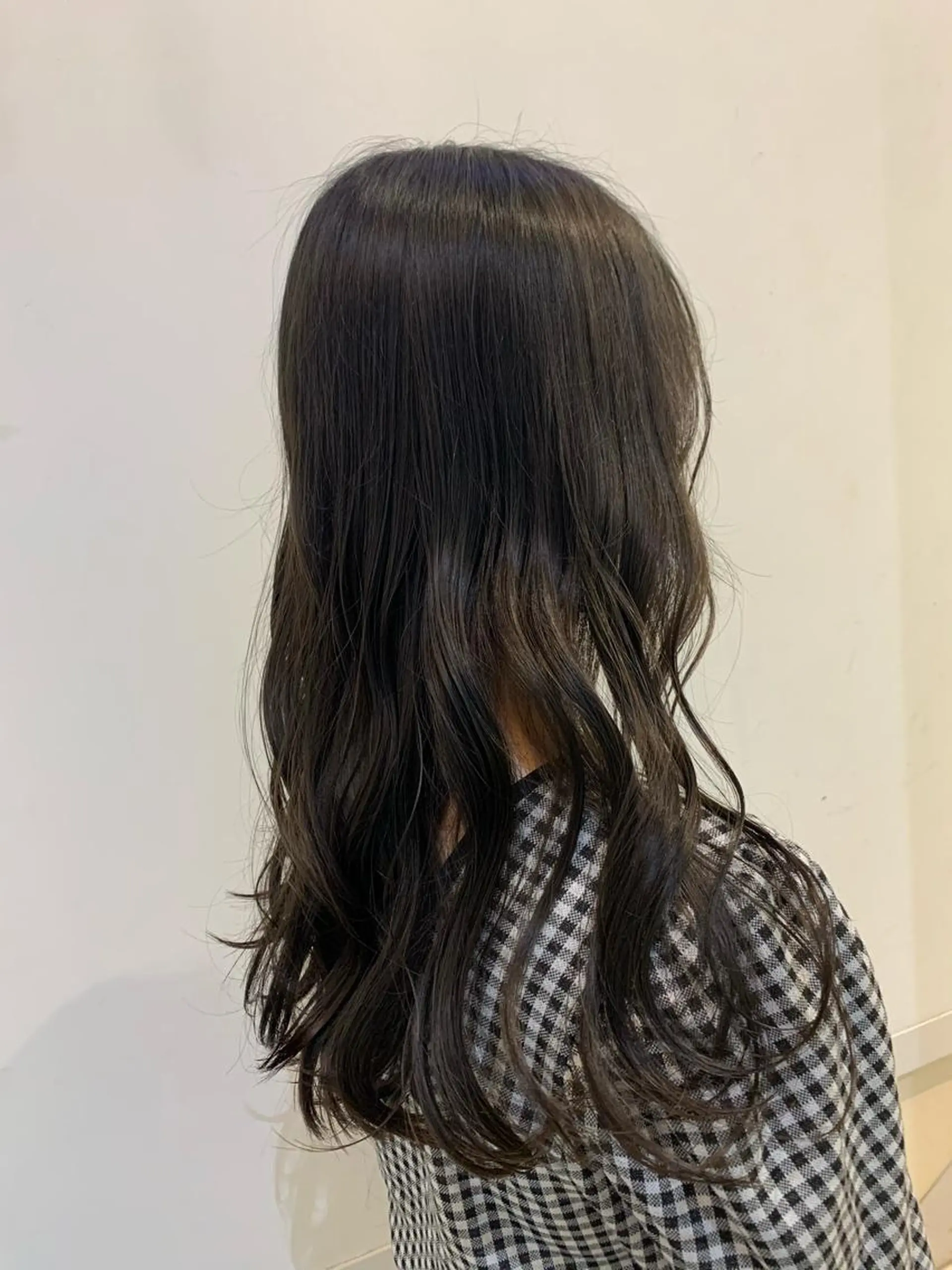 カラー ブリーチしない暖色 カラー🥀杉 優菜のヘアスタイル