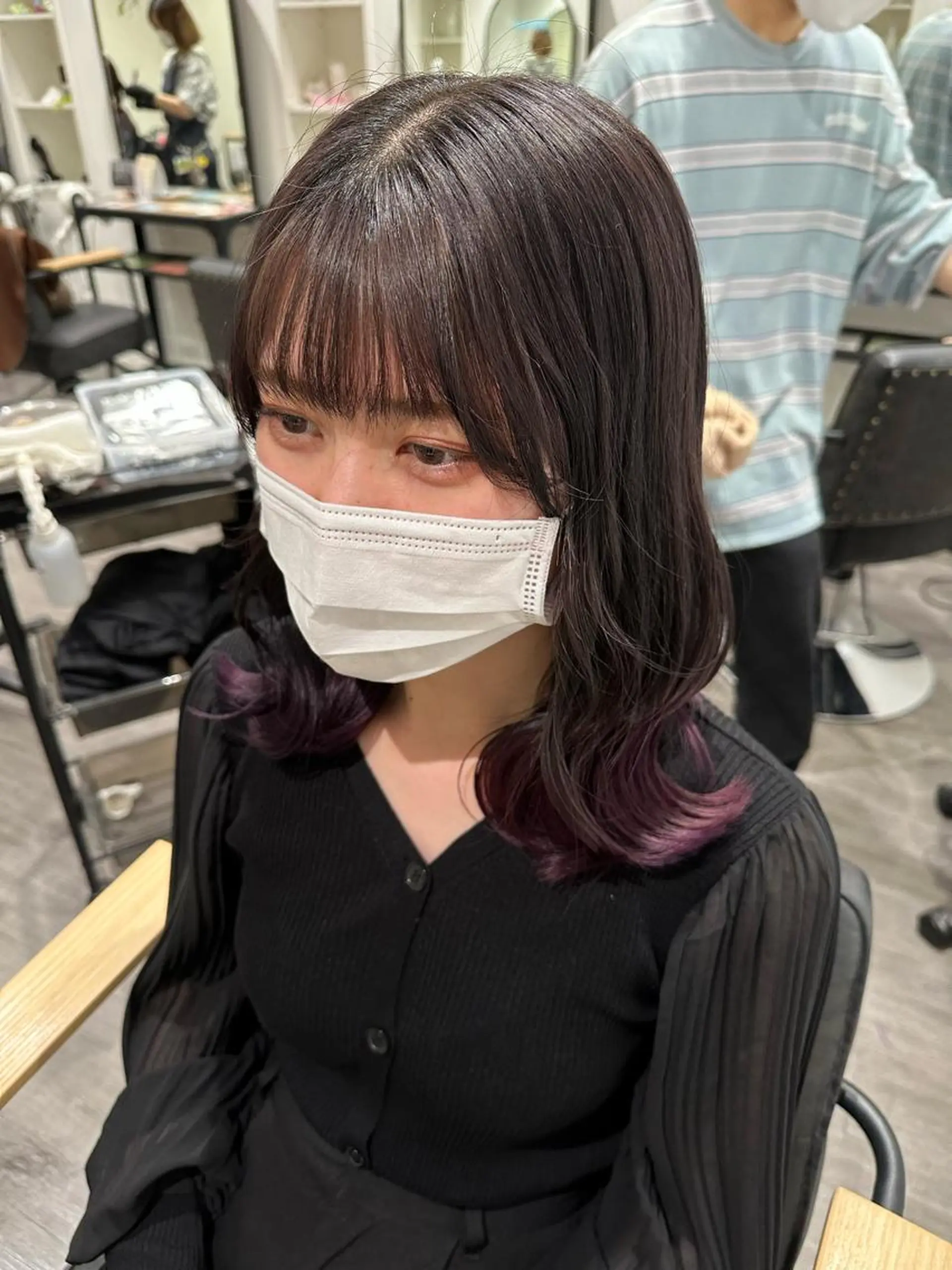 ミディアム カラー ラベンダーカラー 上田 紗也のヘアスタイル