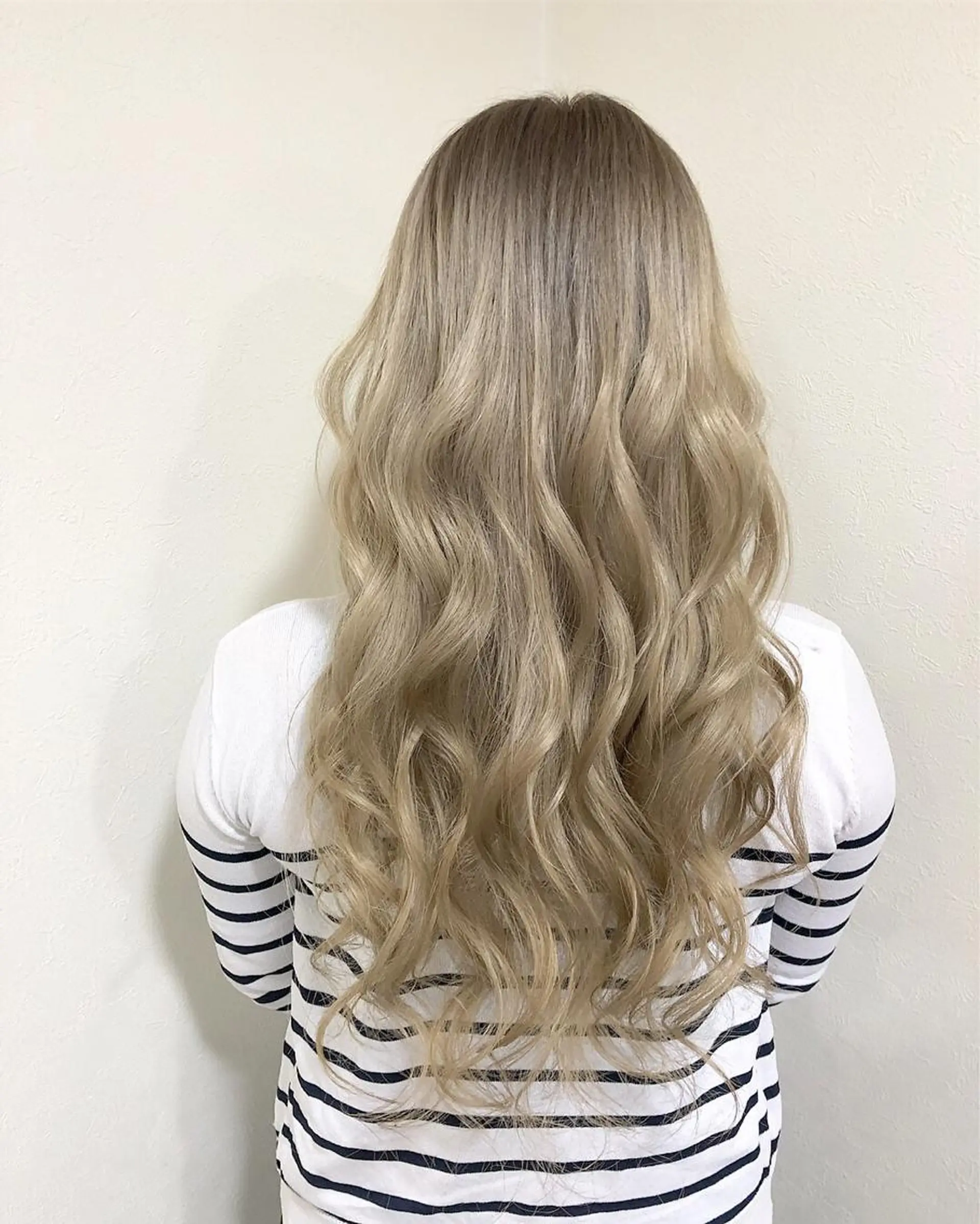 ロング ヤマグチ ヒカルのヘアスタイル