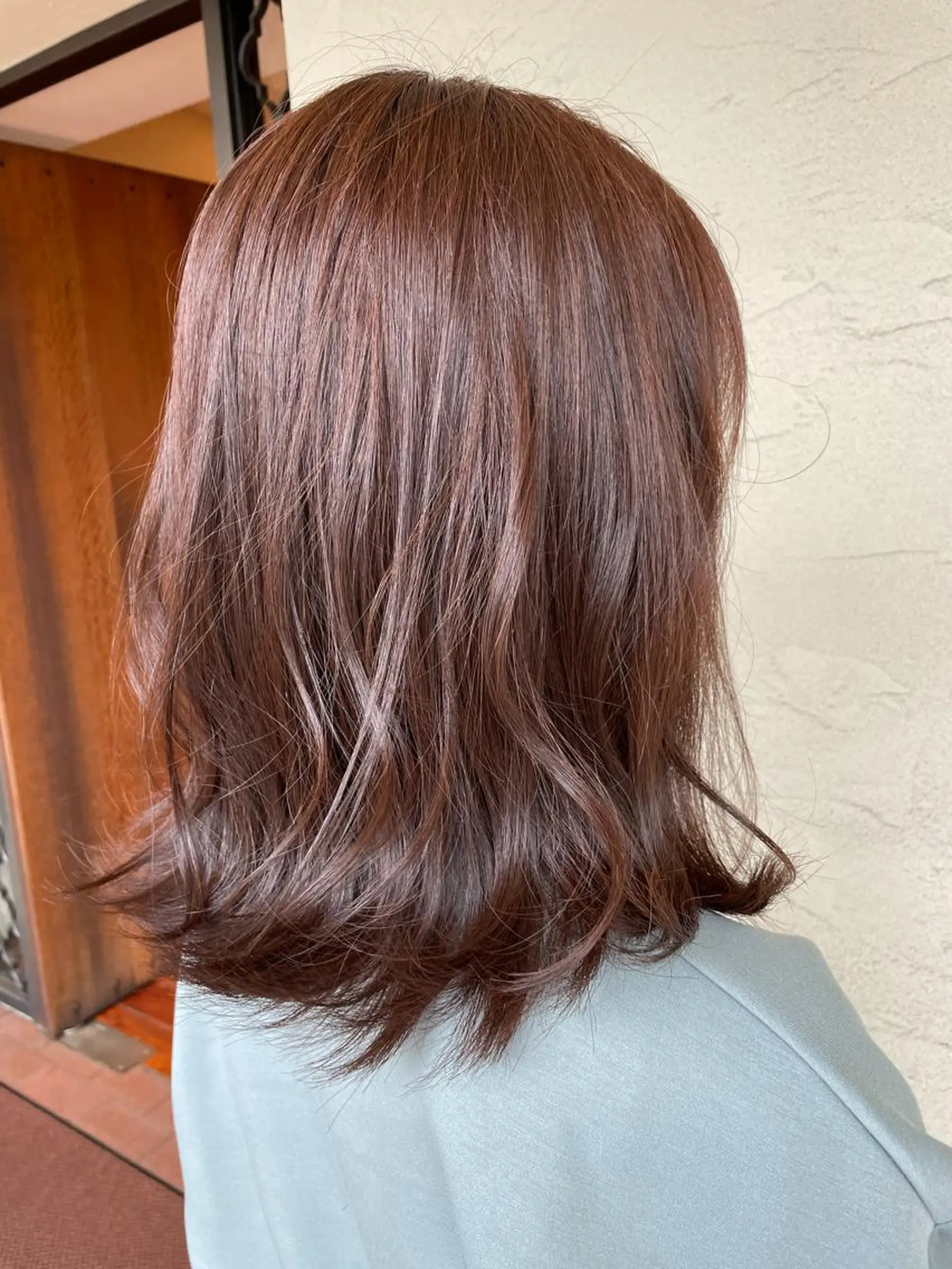 ミディアム ピンクブラウン 奥村 紘のヘアスタイル