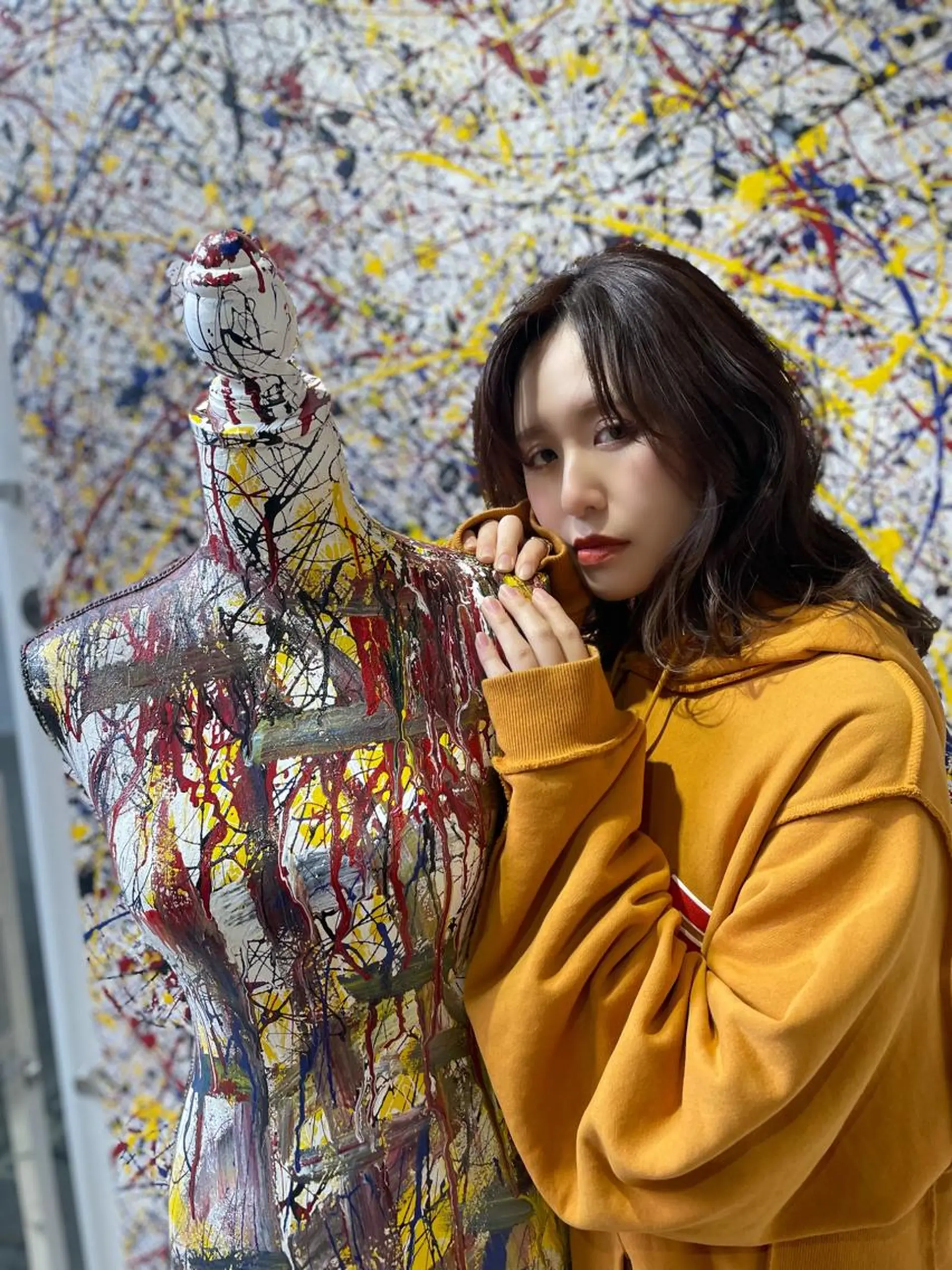 ミディアム 韓国風ヘア カット パーマ トリートメント TMJ所属・バズる韓国ヘア 🇰🇷溝邊　拓麿のヘアスタイル