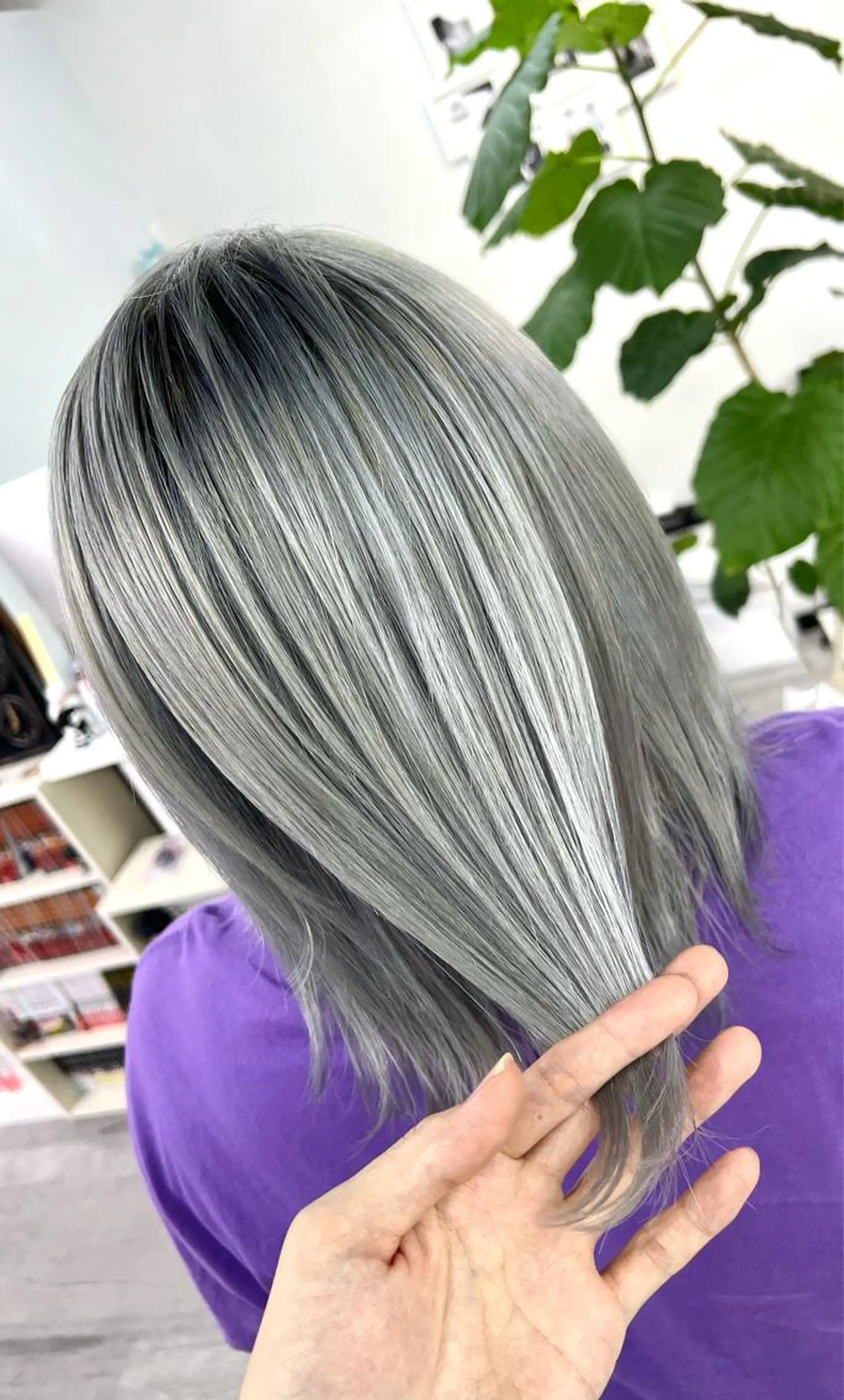 ミディアム カラー 名畑 裕貴のヘアスタイル
