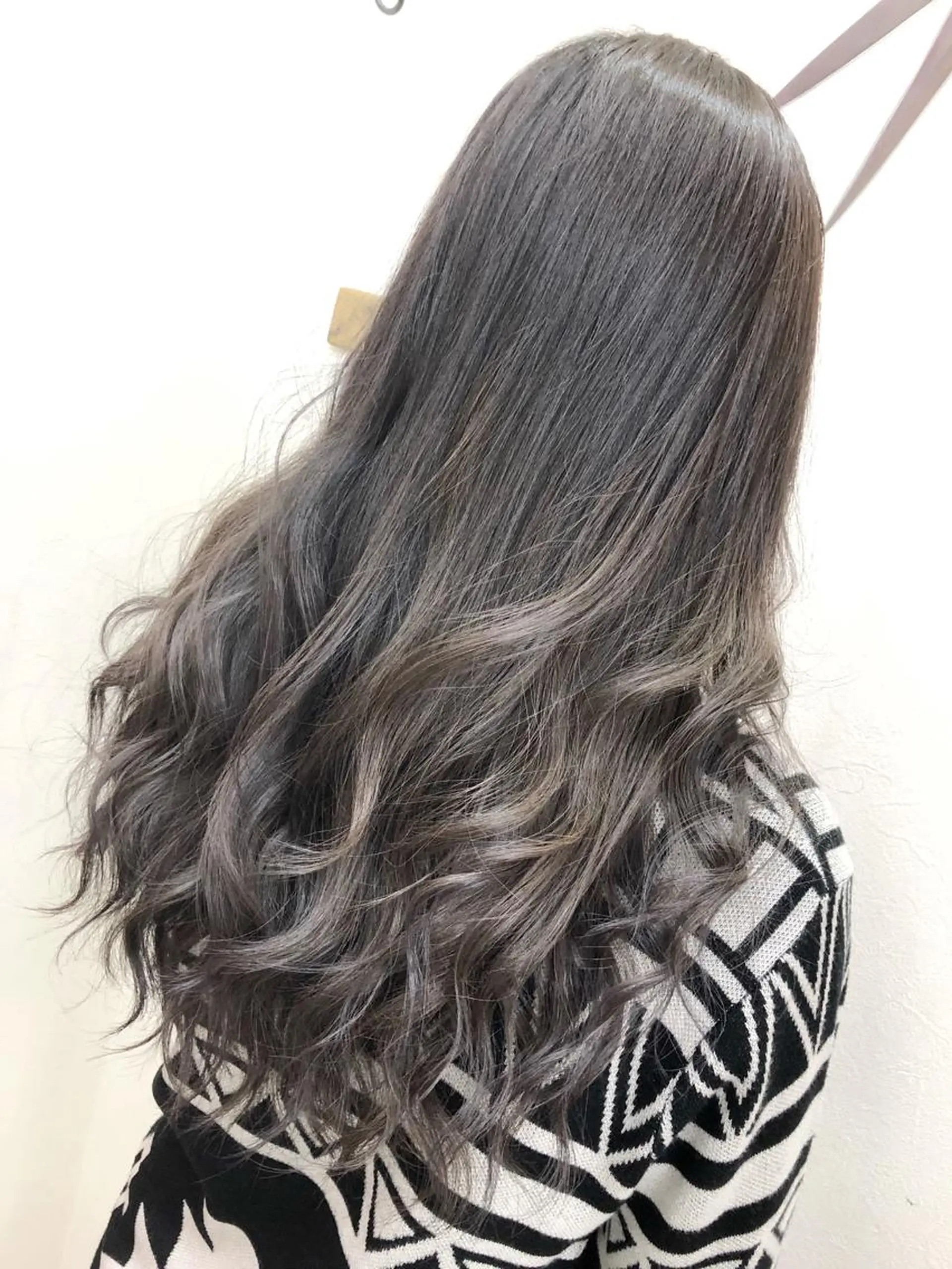 セミロング カラー ヘアアレンジ アッシュ グラデーションカラー KEISUKE/カラ ー🐶シールエクステのヘアスタイル