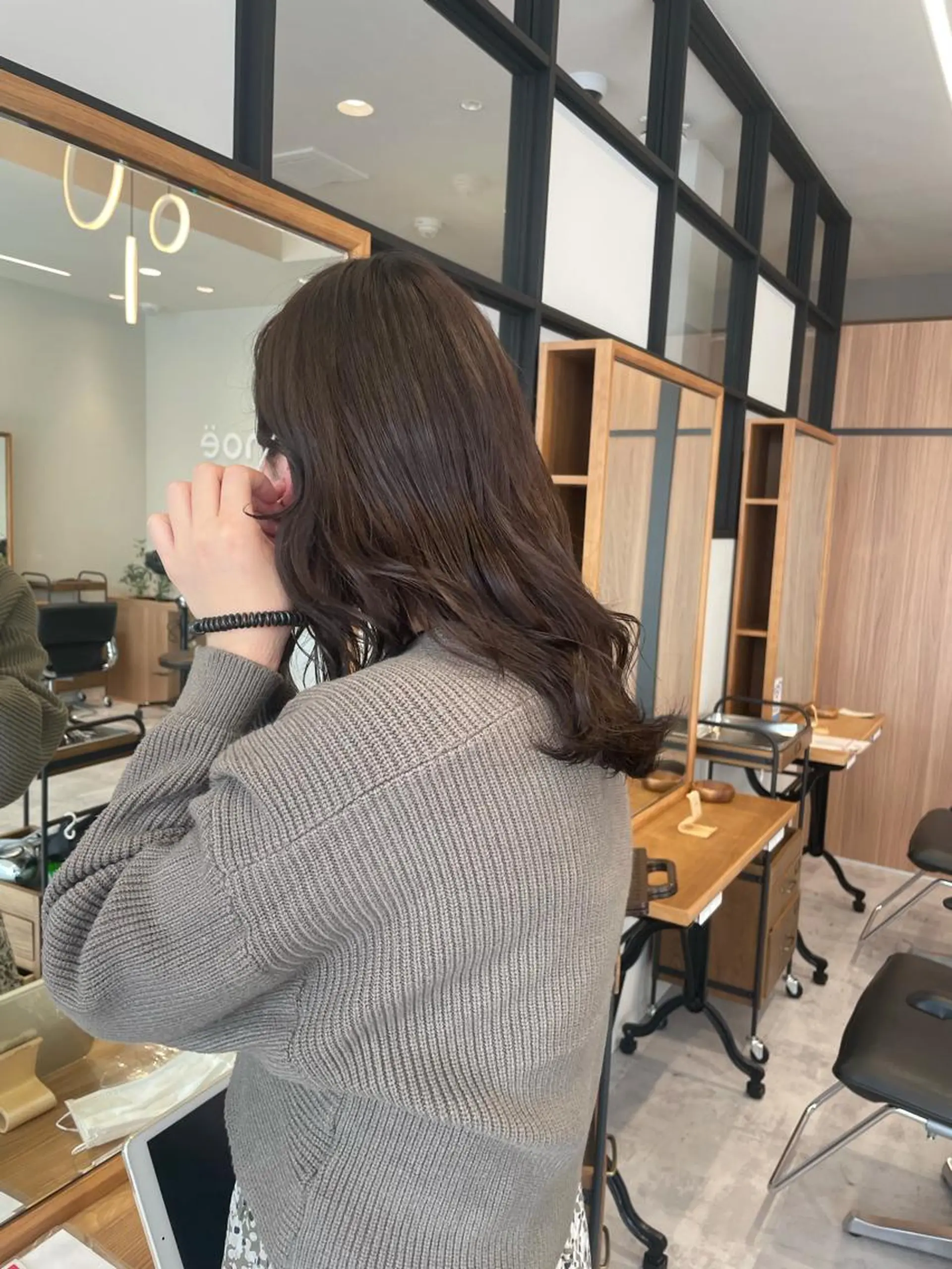 セミロング 透け感カラー asukaのヘアスタイル