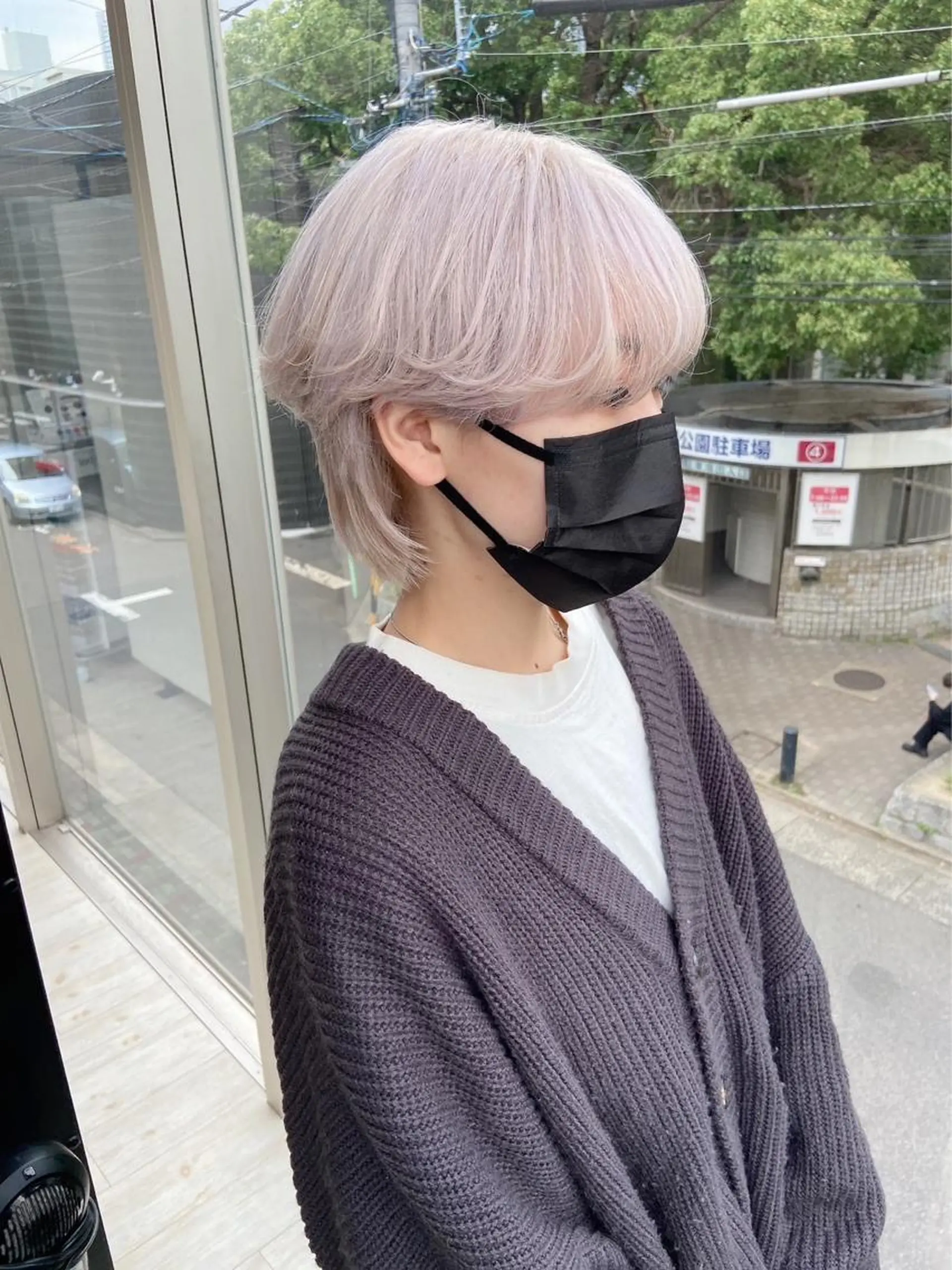 ショート カラー メンズ メンズハイトーン カルマパーマ メンズ韓国風 韓国マッシュ マッシュウルフ ヘアカラー トリートメント 柿原啓登【メンズパー マ/ハイトーン】のヘアスタイル