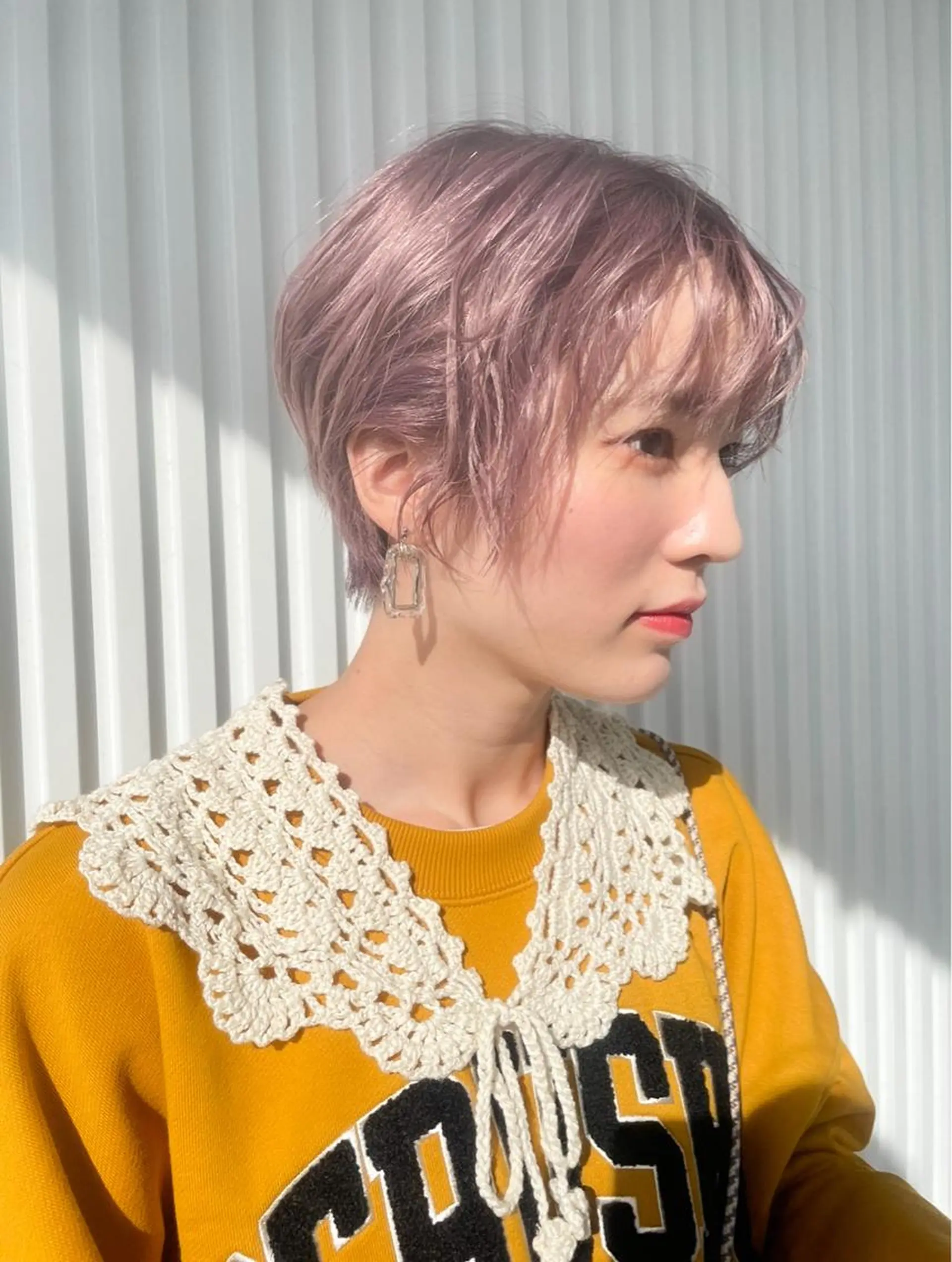 ショート ハイライト 髪質改善 レイヤーカット ショートヘア ヘアカラー トリートメント 【20代ダメージ毛に 髪質改善】のヘアスタイル