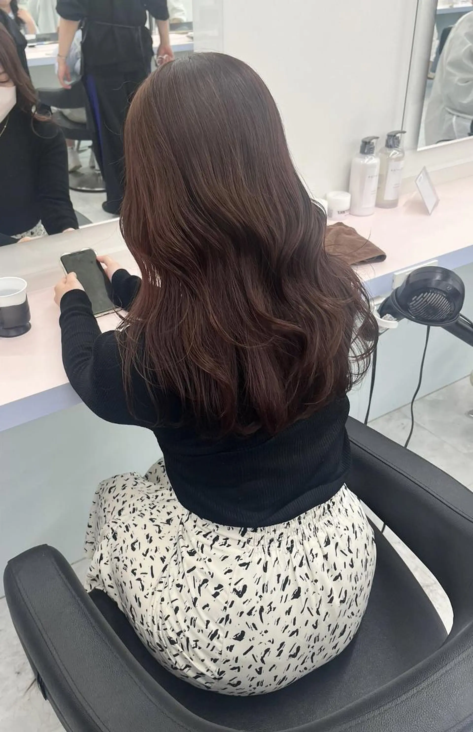 カラー 韓国風🫧うる艶美髪 🇰🇷池袋SHEのヘアスタイル