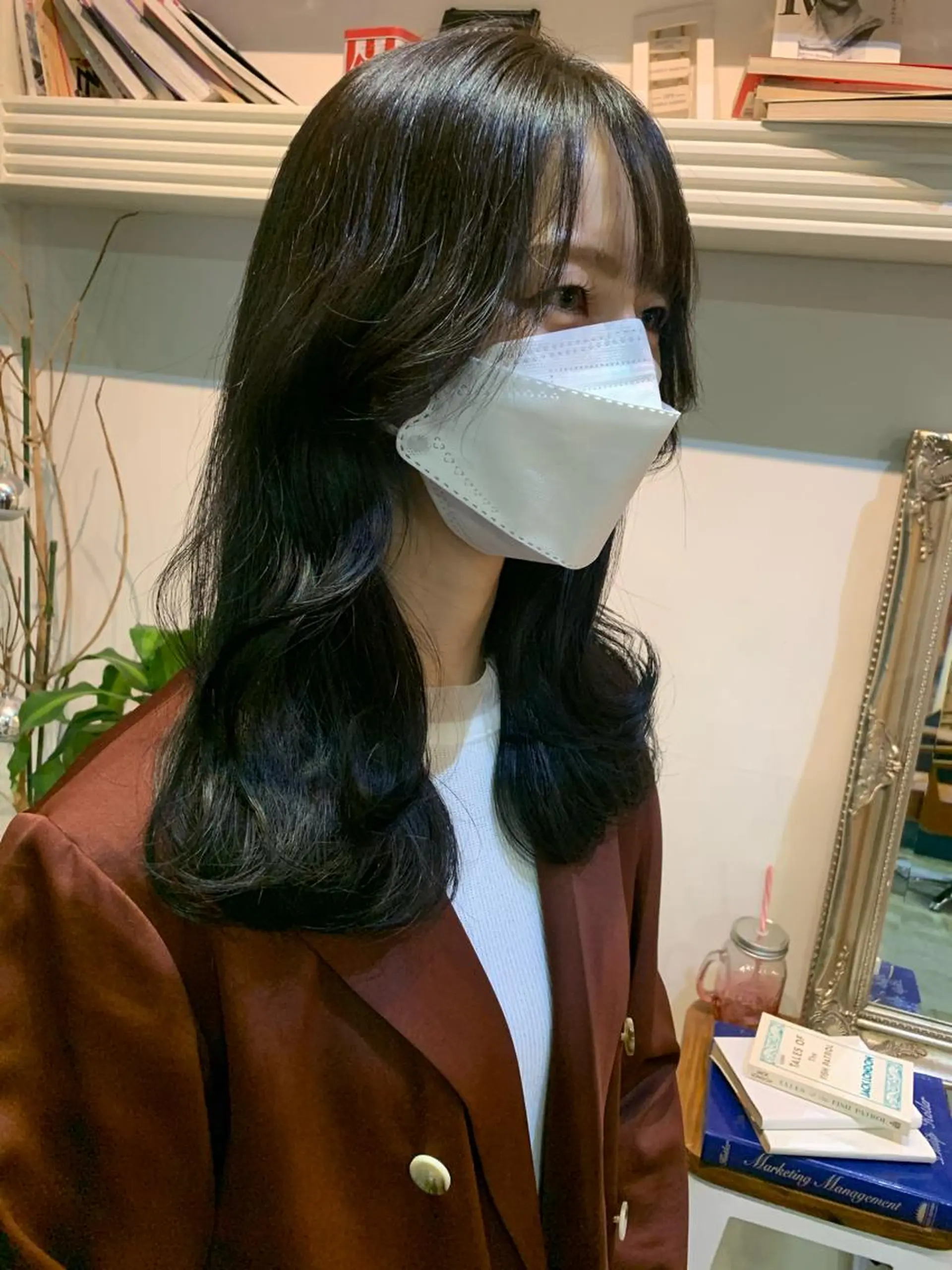 ロング アッシュ ヘアカラー トリートメント ヘッドスパ ヘアセット 山口 竣也のヘアスタイル