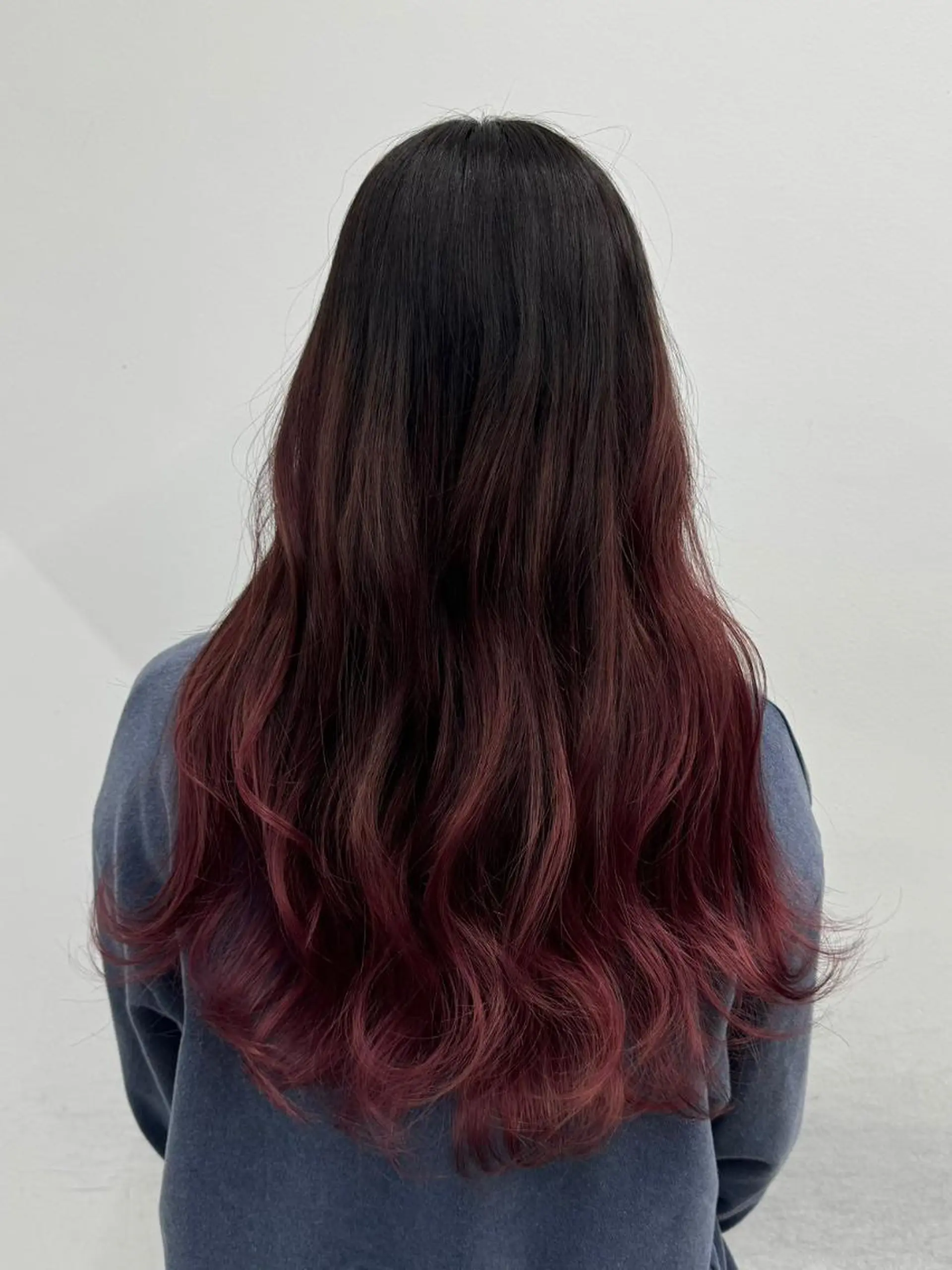 ロング カラー アディクシーカラー アッシュ ブルーカラー ダークアッシュ グレージュ 【公式】amble luxe池袋東口💛のヘアスタイル