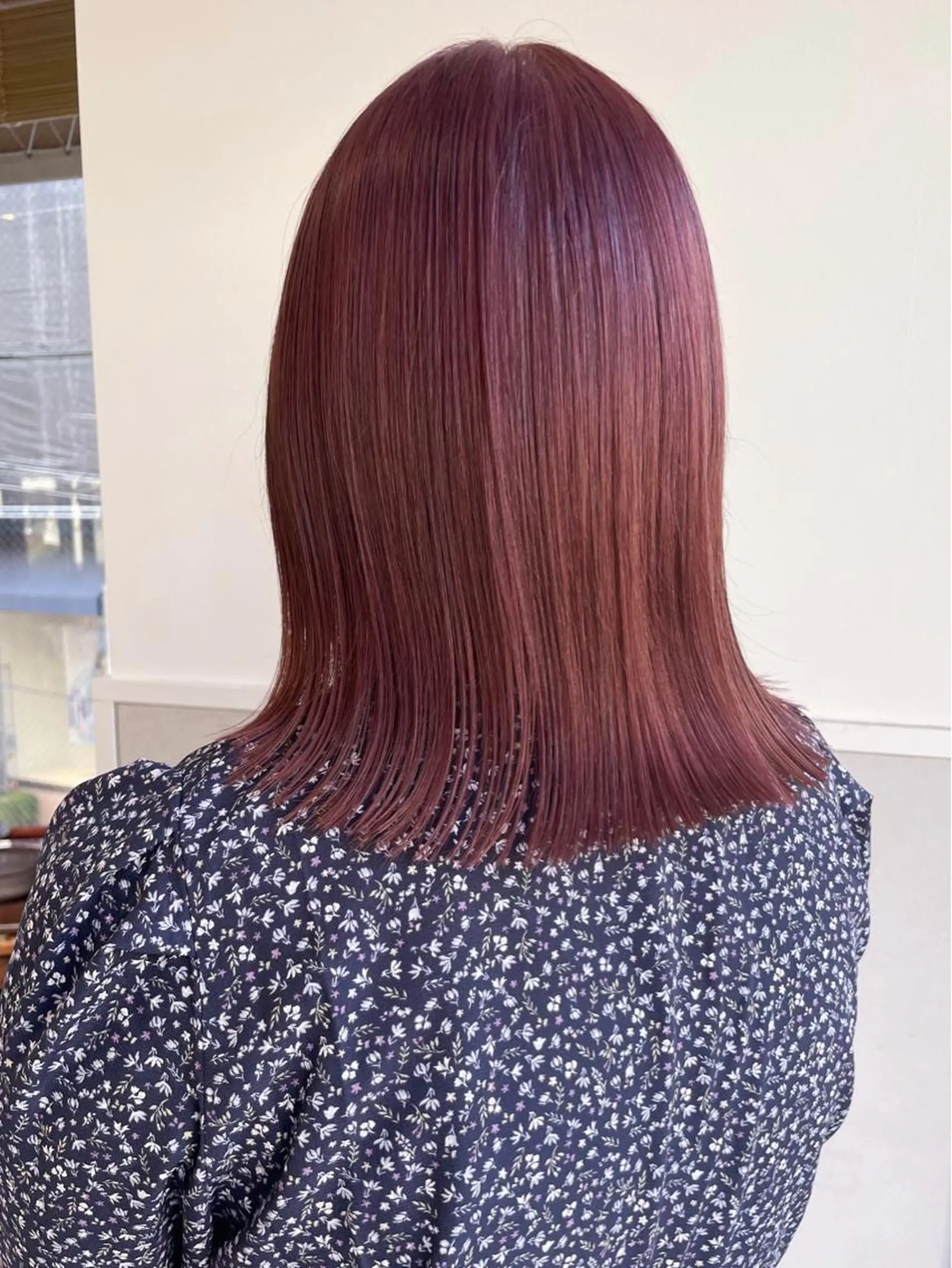 ミディアム カラー ピンクカラー カット ヘアカラー 齋藤 咲のヘアスタイル