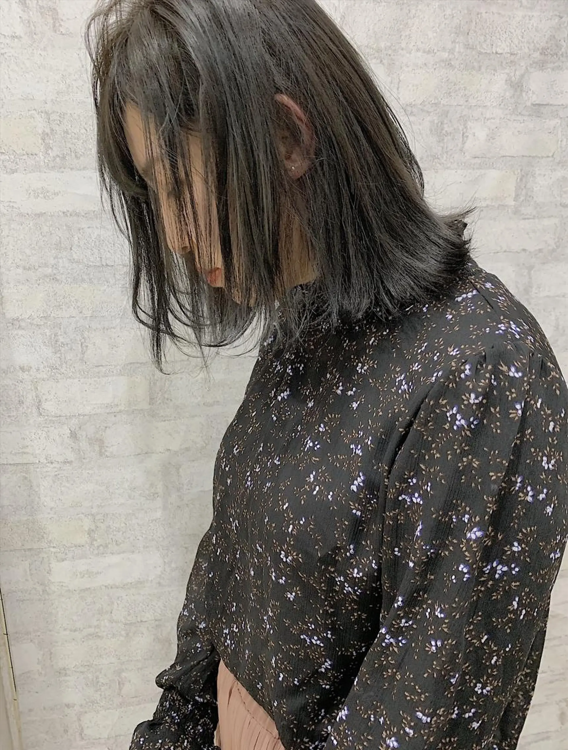 ショート カラー ネイビーカラー ハイトーンカラー RYUのヘアスタイル