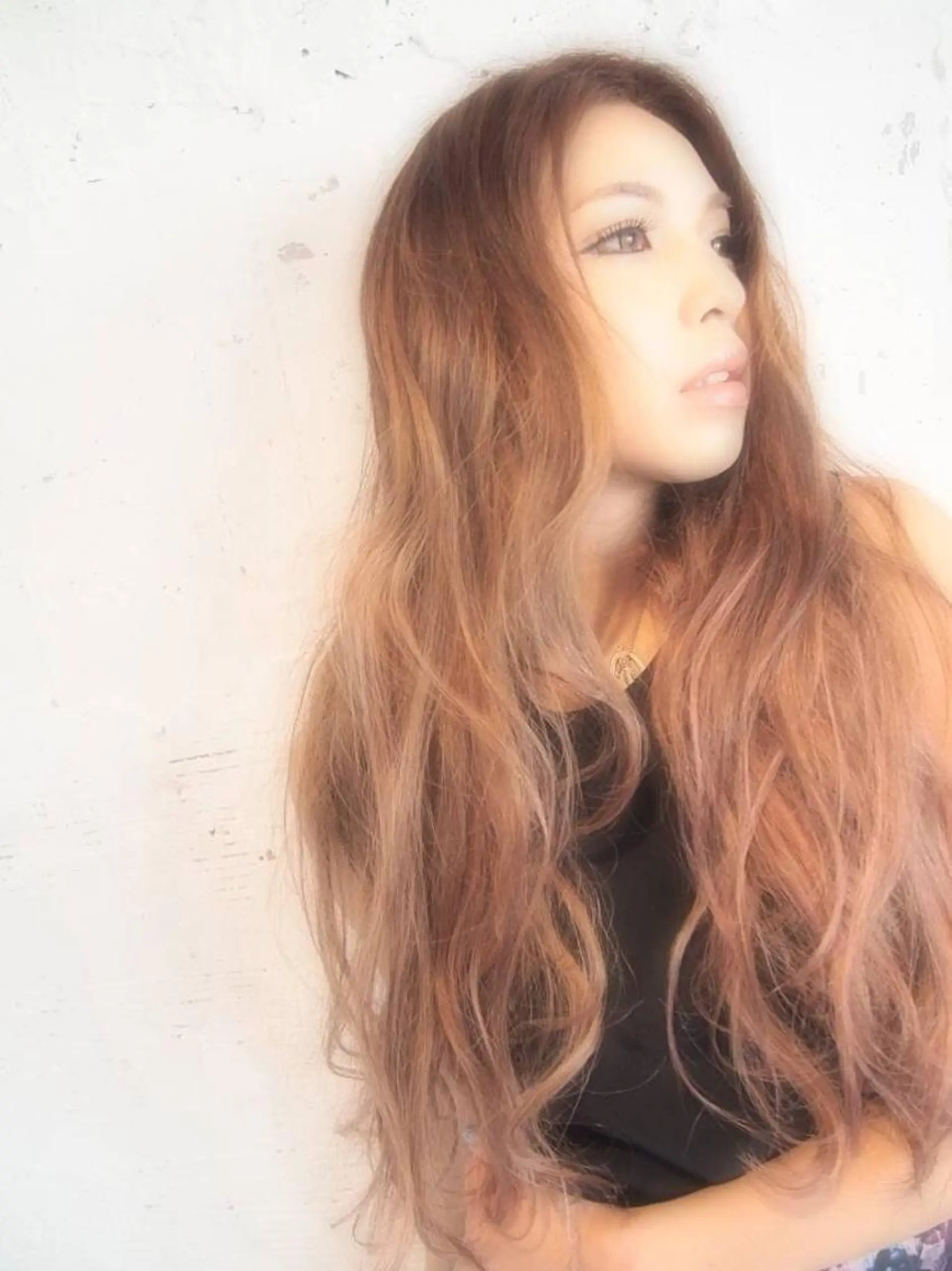 セミロング カラー パーマ u hair所属・こばやし ももこのヘアスタイル