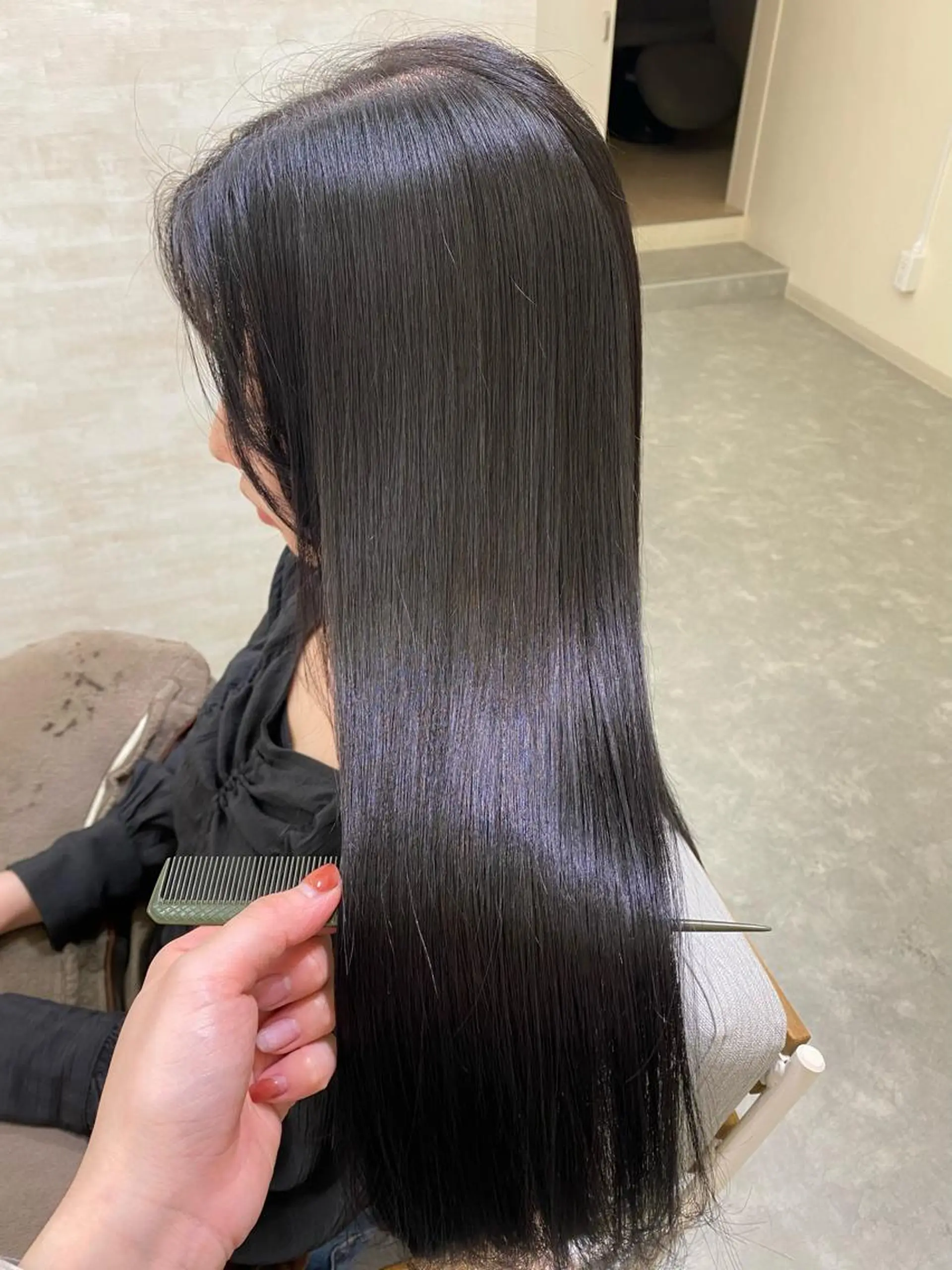 ロング カット ヘアカラー 縮毛矯正 髪質改善&ヘアケア 永山若奈のヘアスタイル