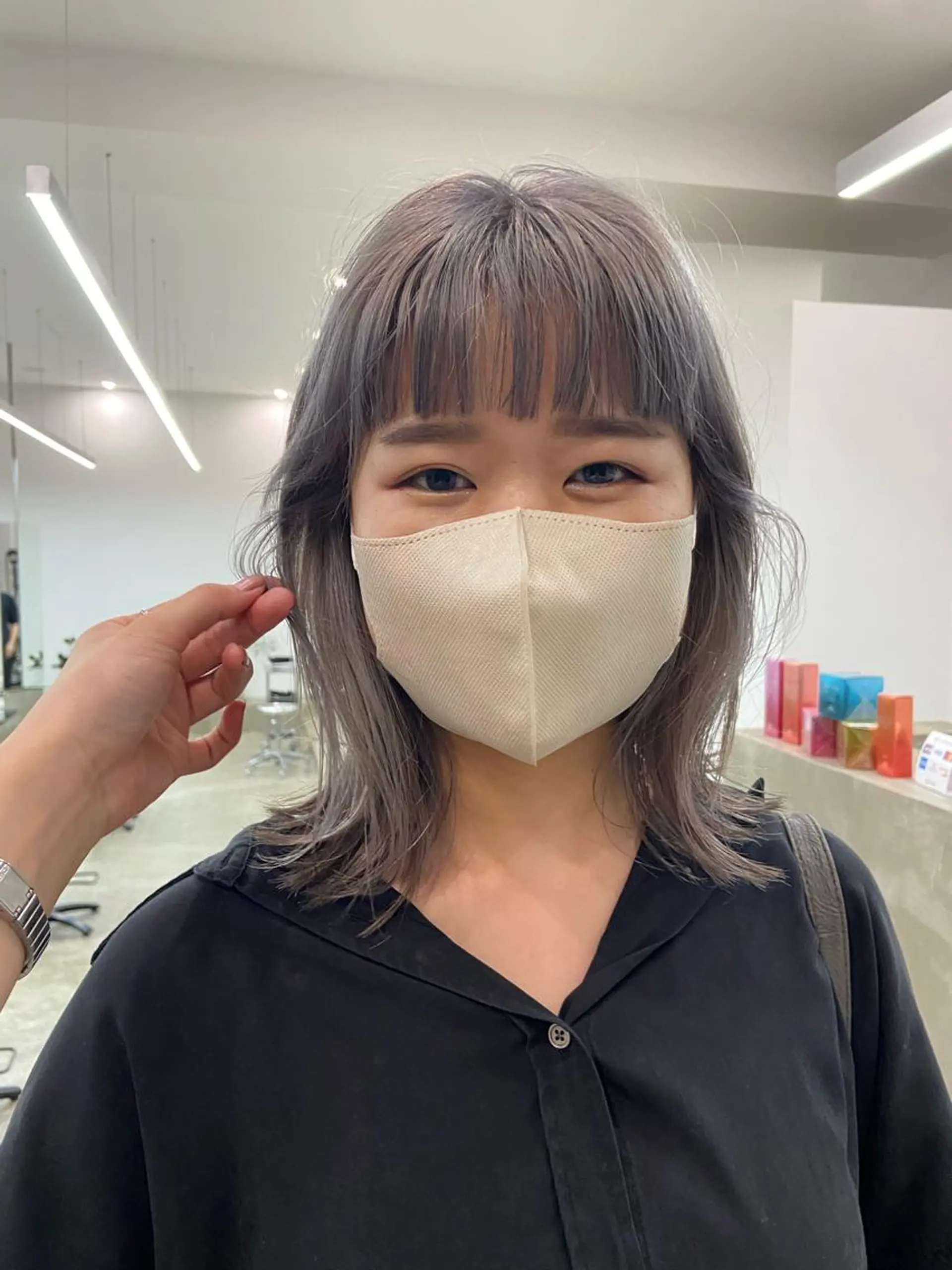 ミディアム カラー ブリーチ 山岸 未玖のヘアスタイル