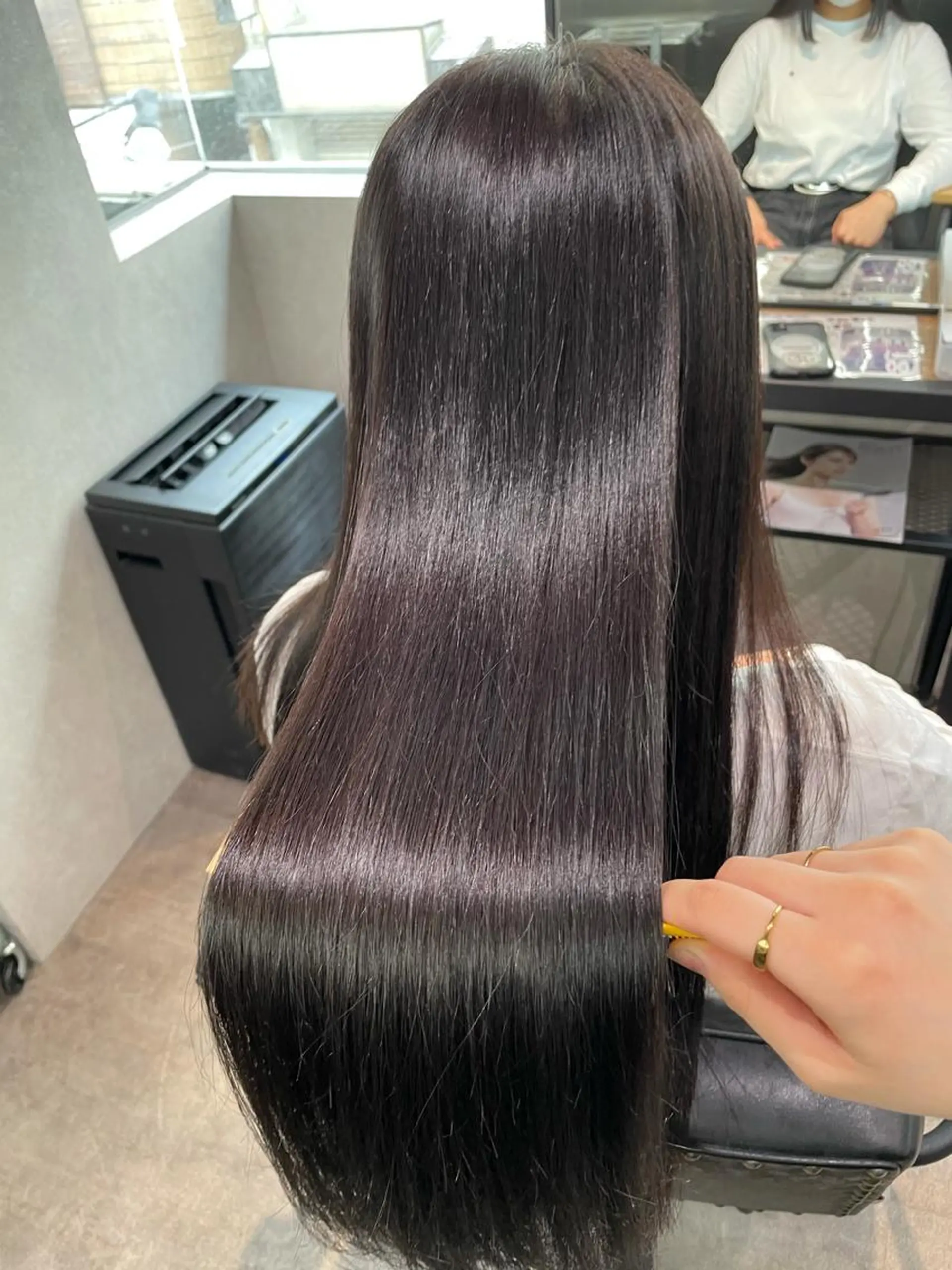 ロング カラー 髪質改善 トリートメント ヘアカラー トリートメント ナチュラル透明感🌱 小山美樹子のヘアスタイル