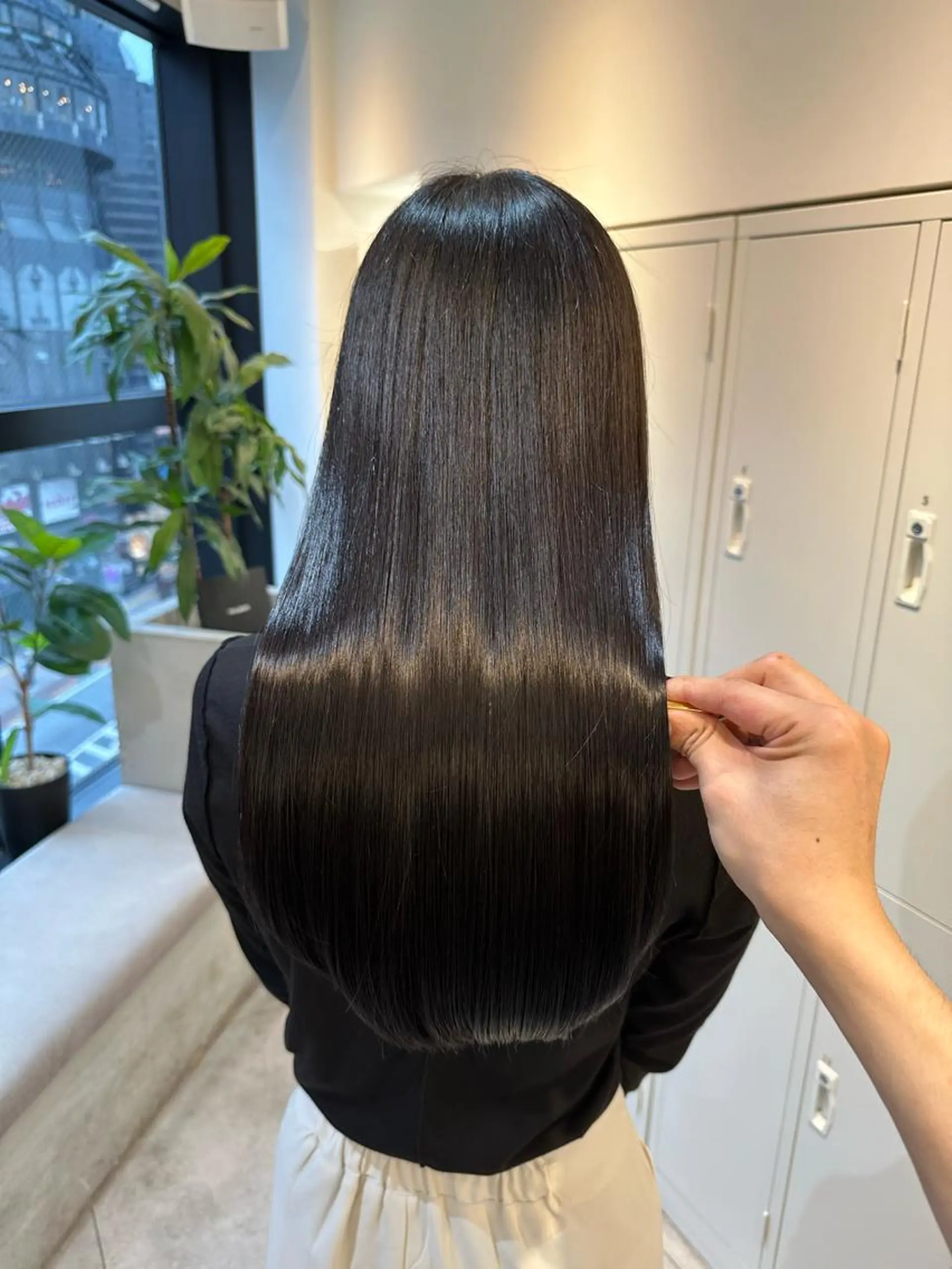 ロング 💍美髪矯正💍 山田 涼也のヘアスタイル