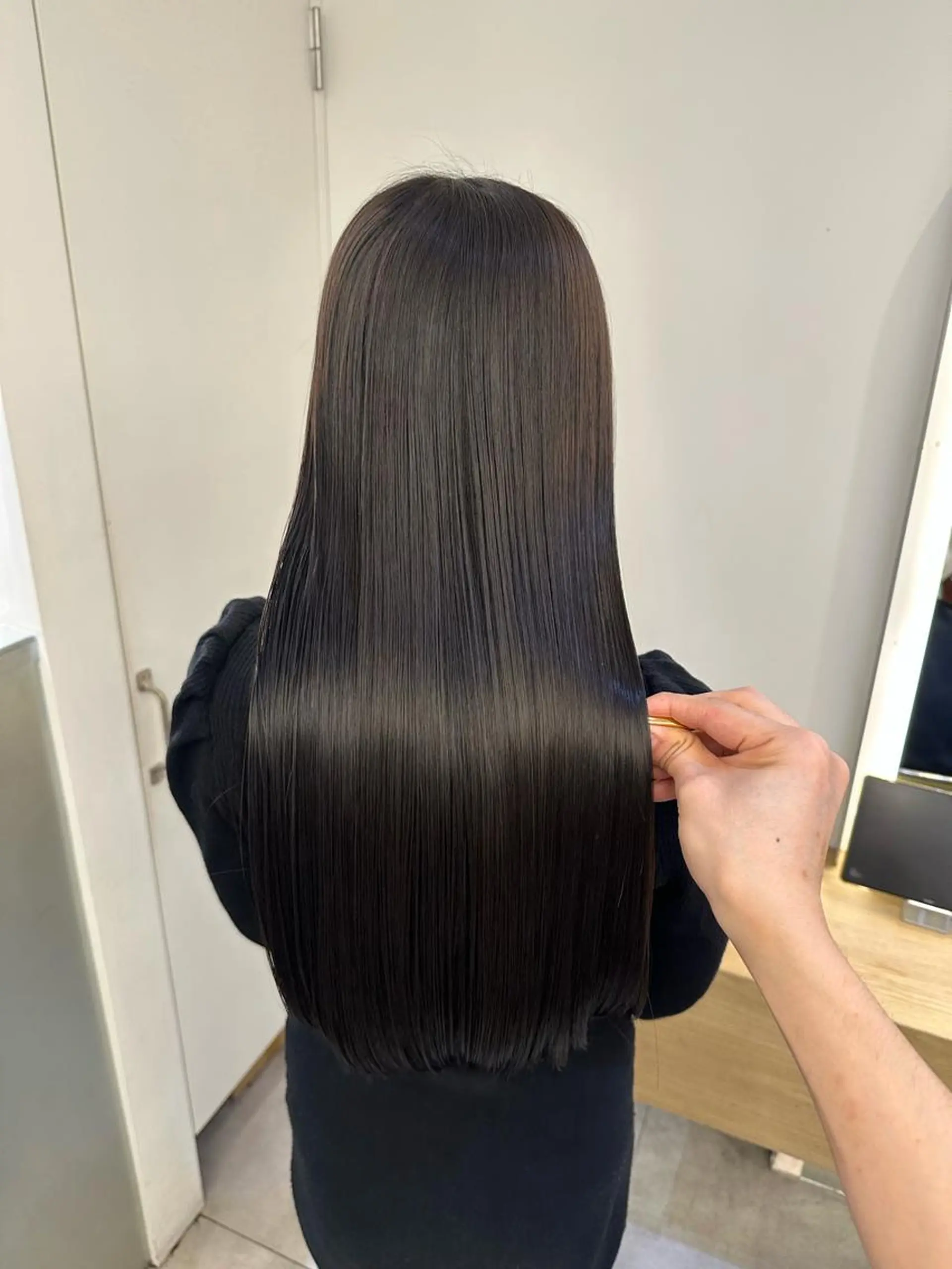 ロング カット ヘアカラー トリートメント 💍美髪矯正💍 山田　涼也のヘアスタイル