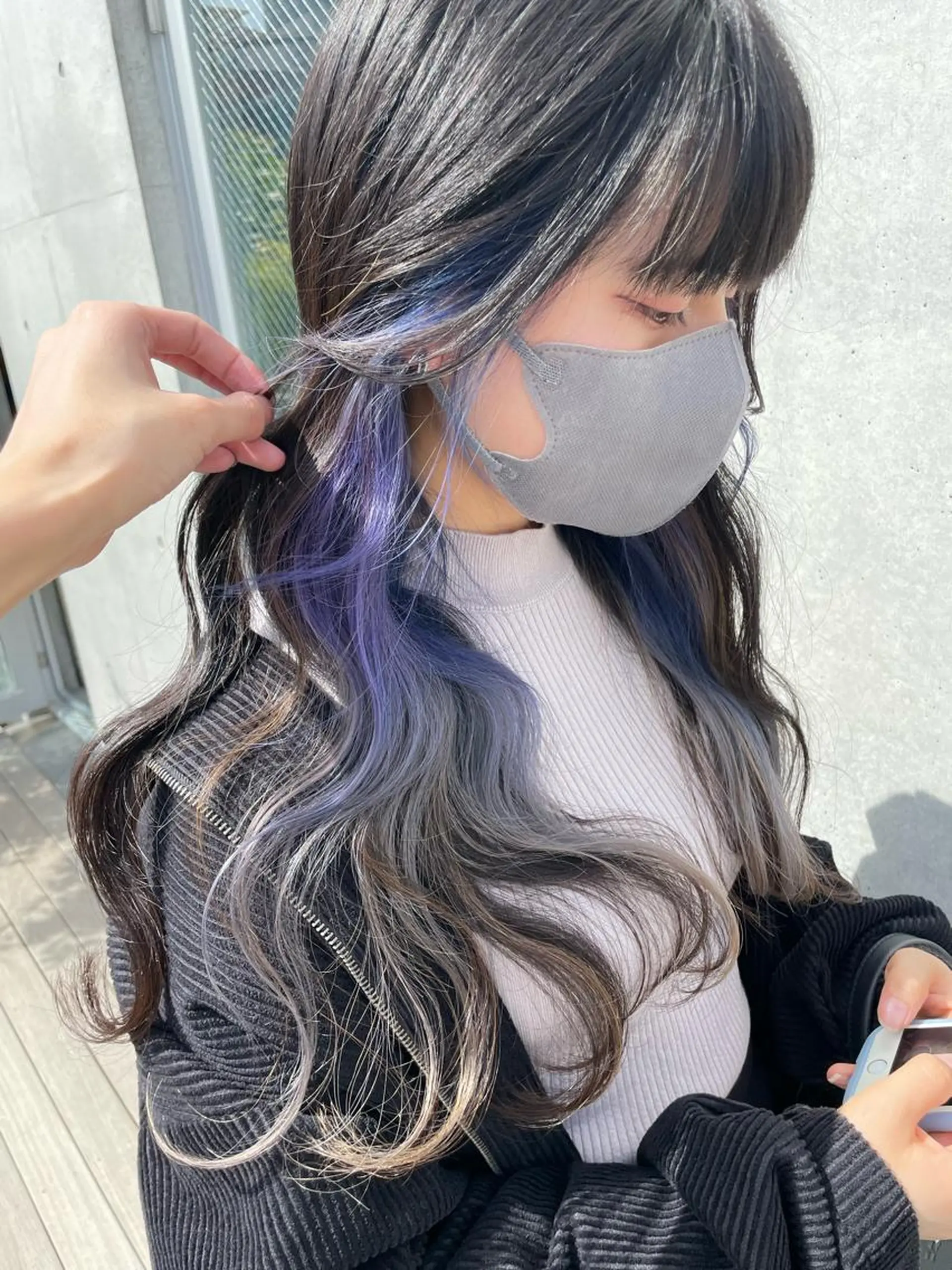 セミロング カラー ブリーチ ケアブリーチ ダブルカラー グラデーションカラー インナーカラー/推し アニメカラー/ウルフのヘアスタイル