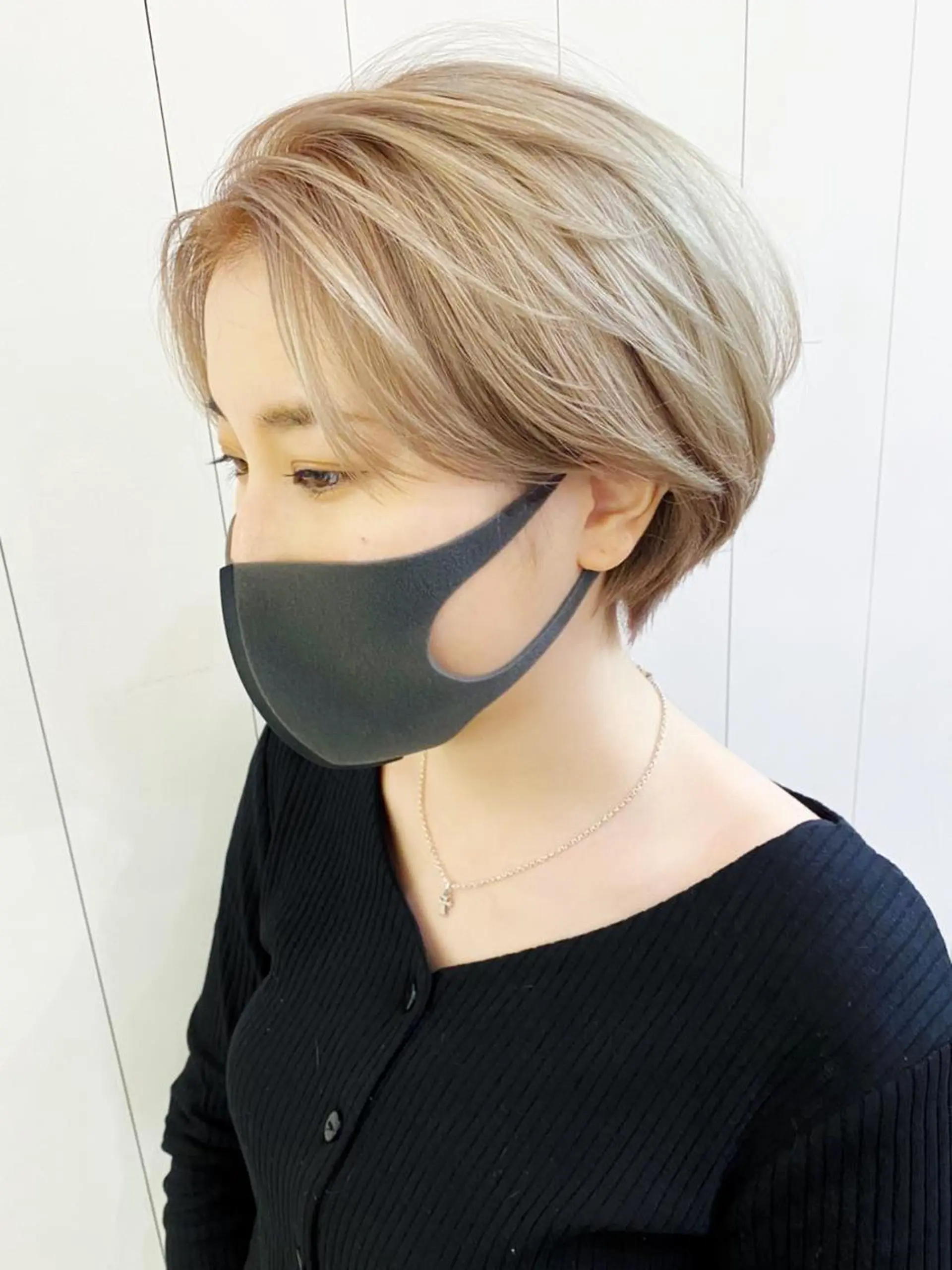 ショート カラー パーマ ヘアアレンジ アッシュ ITbyALBUM 中野店のヘアスタイル
