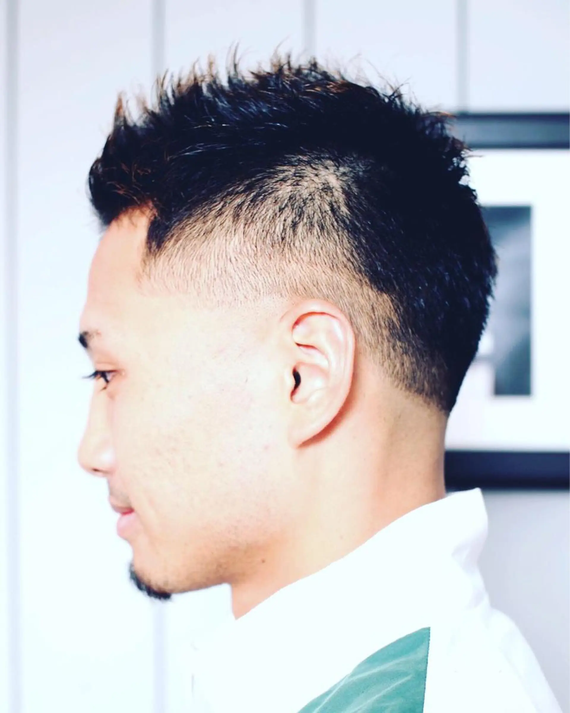 ショート メンズ フェードカット スキンフェード カット 大西 カズマのヘアスタイル