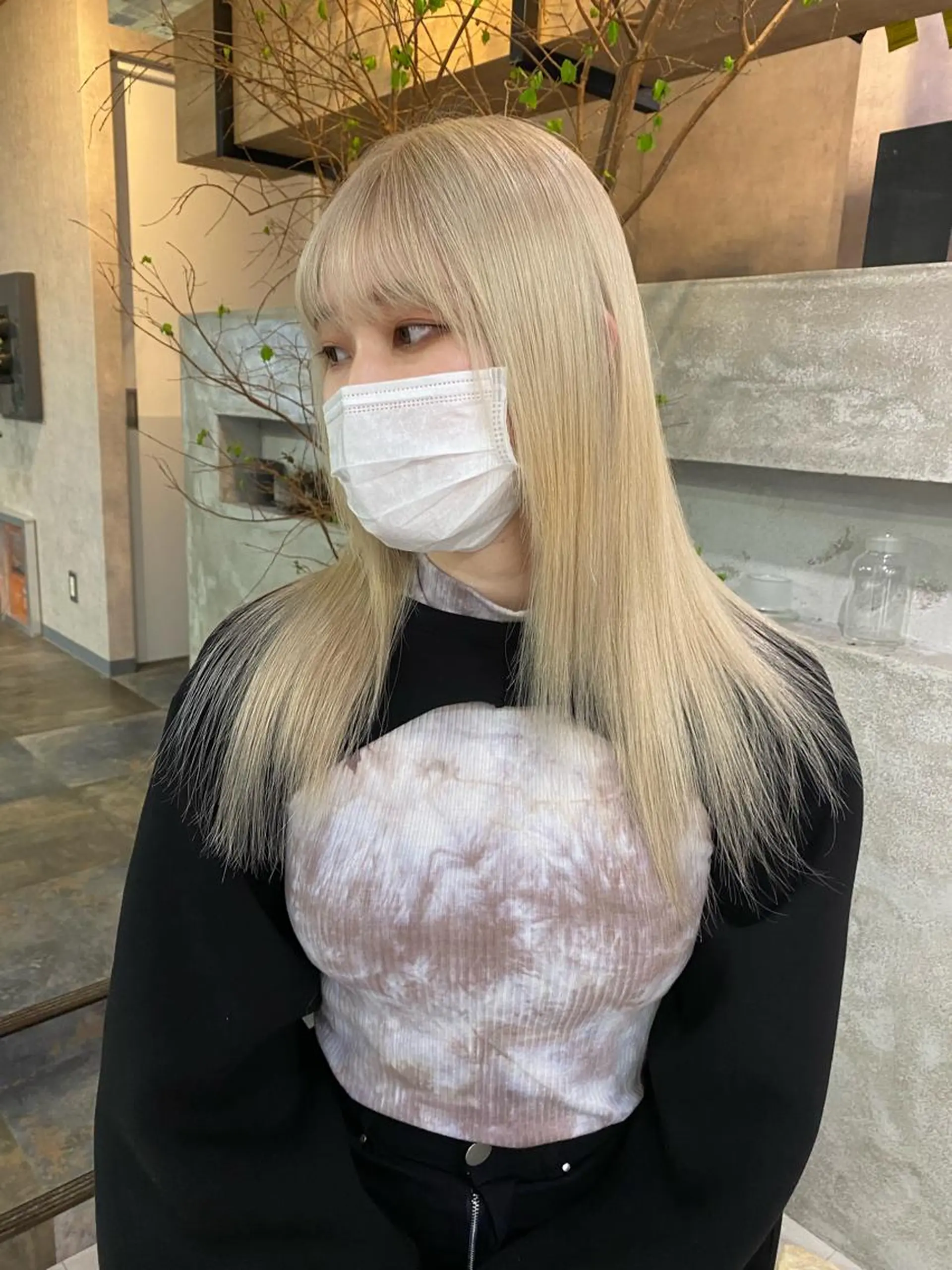 ロング カラー ブリーチ 抜きっぱなしブロンド ブロンド 髙橋 玲渚のヘアスタイル