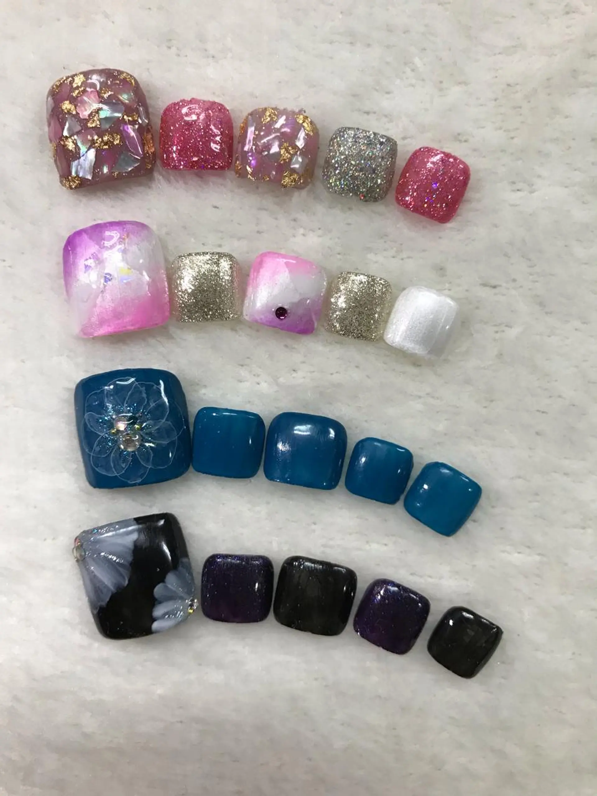 ネイル フットネイル lotus erikaのネイルデザイン