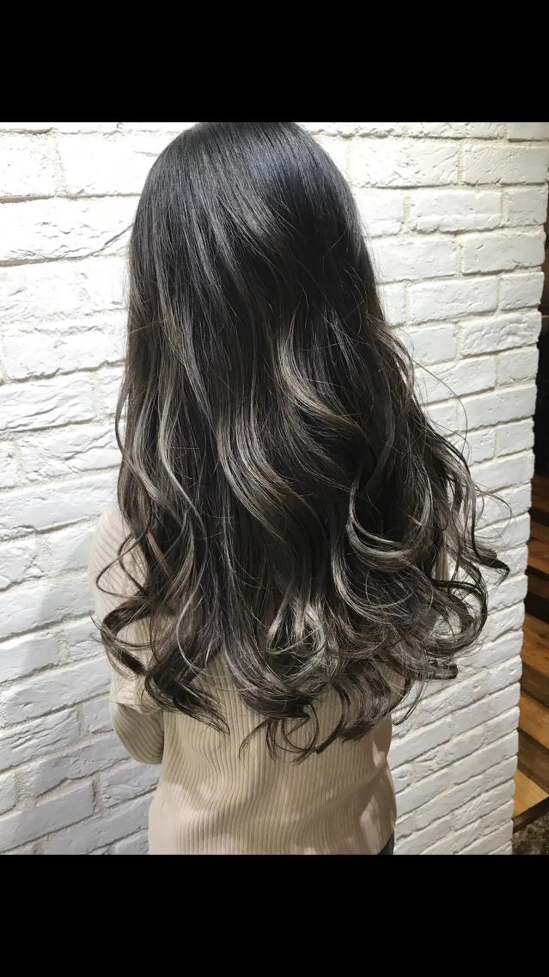 ロング カラー Neale. yumiの眉毛・アイブロウイメージ