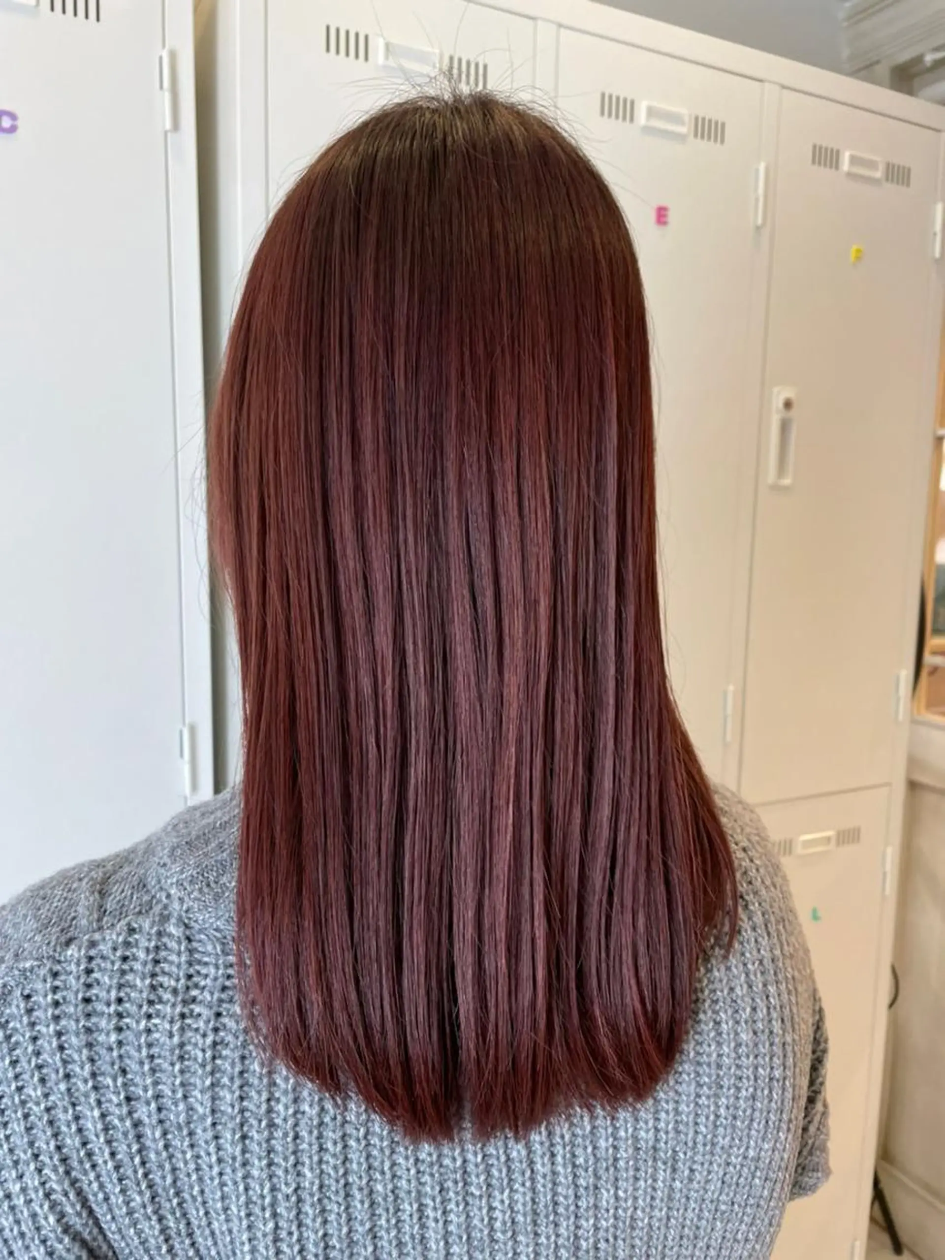 カラー セミロング セミロングパーマ アディクシーカラー アクアカラー アッシュ バレイヤージュ N° uairo 川崎西口店のヘアスタイル