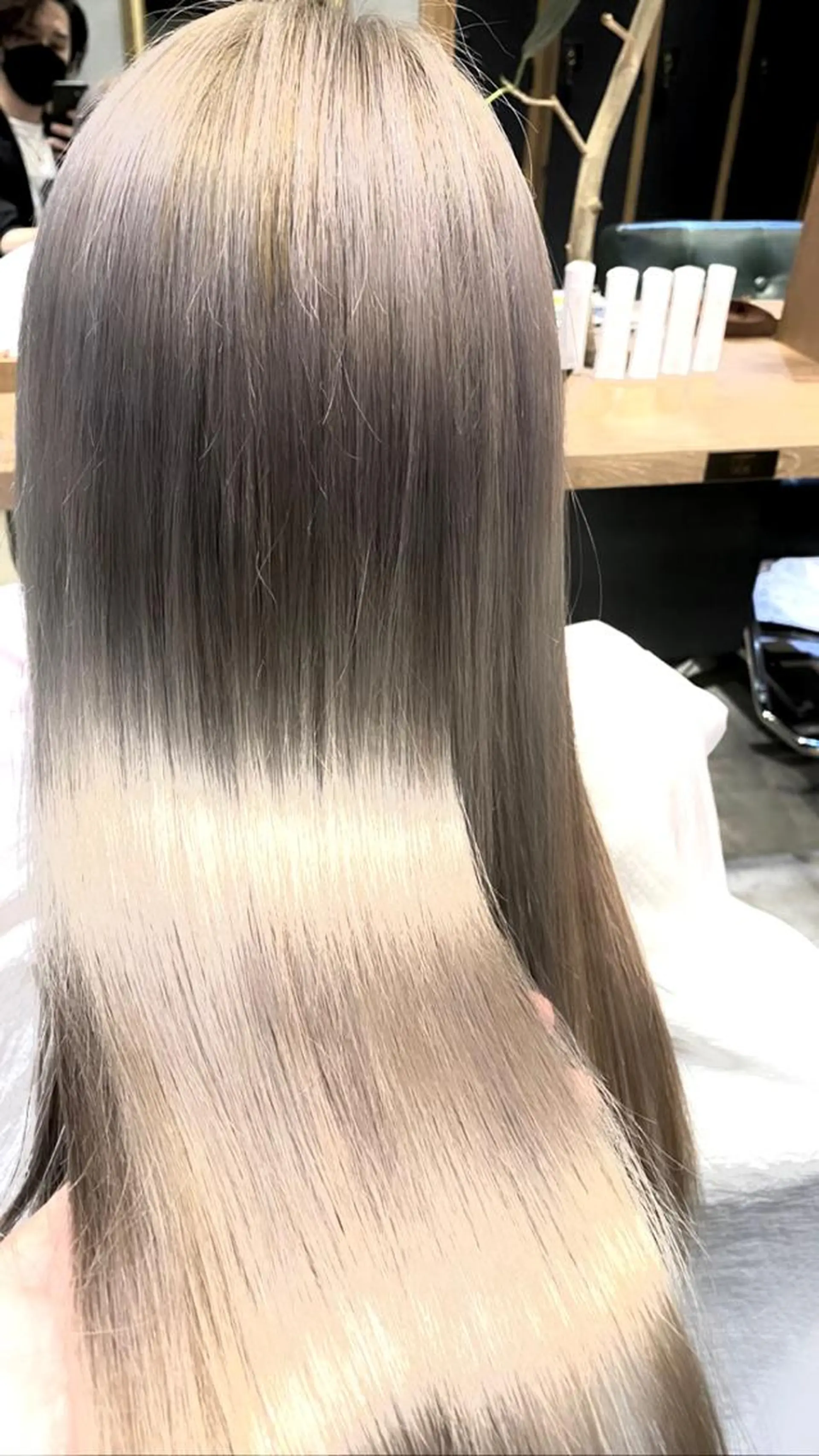 セミロング ヘアカラー glowm by affect所属・glowm 加藤翔太のヘアスタイル
