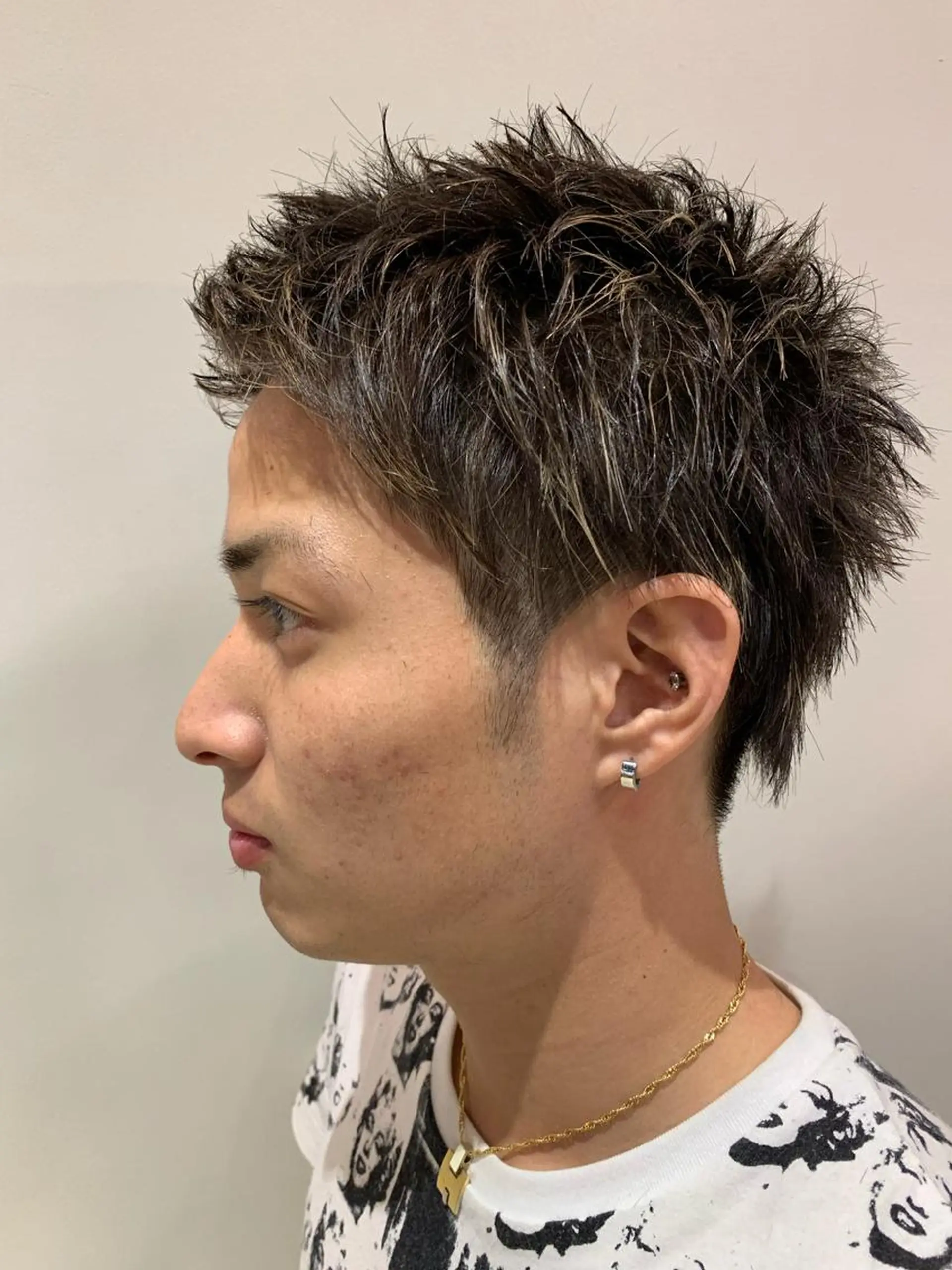 ショート カラー メンズ メンズハイライト ハイライトカラー ハイライト 溝口 和弘のヘアスタイル