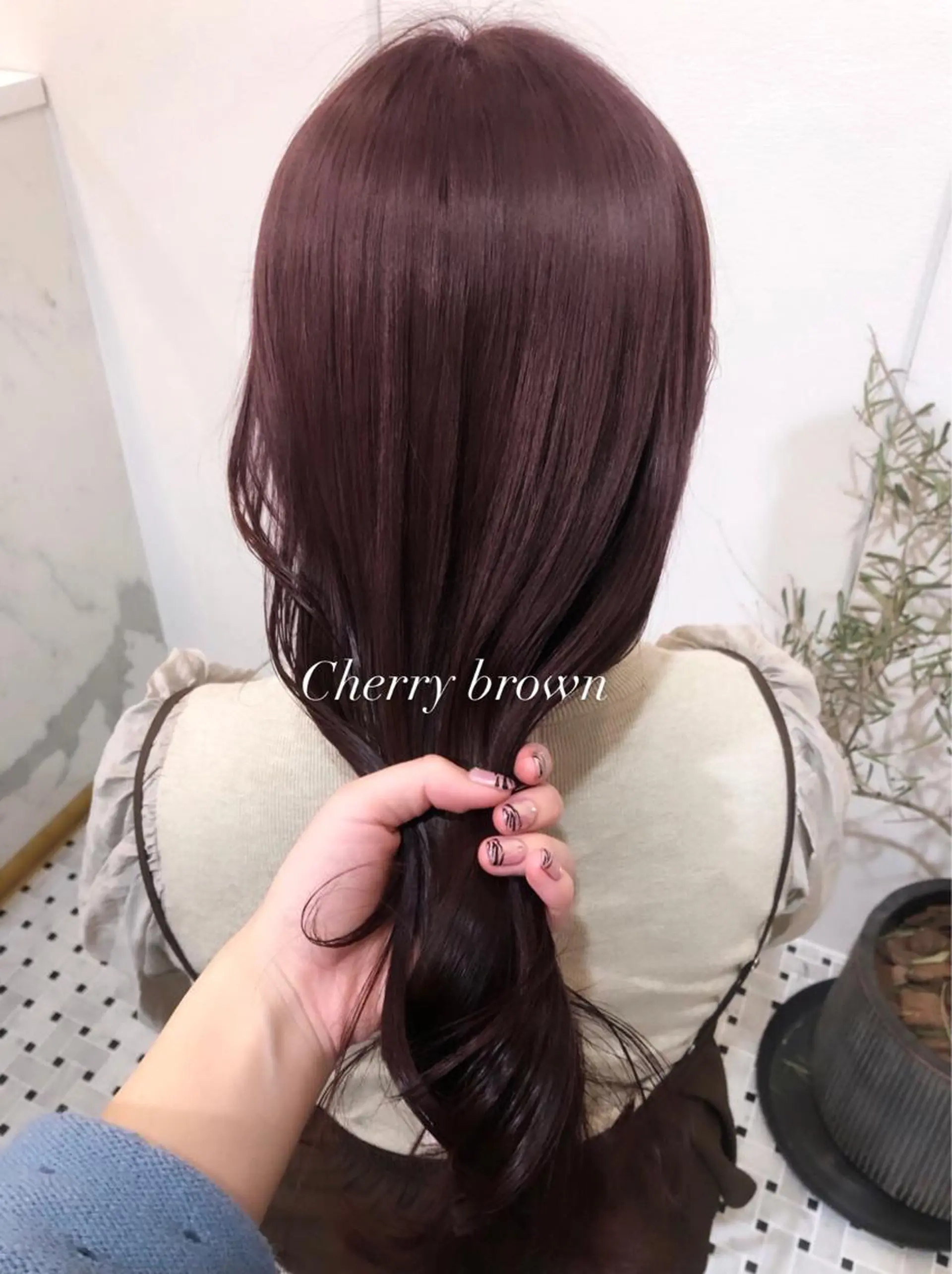 ロング カラー ヘアアレンジ 関谷 あいみのヘアスタイル