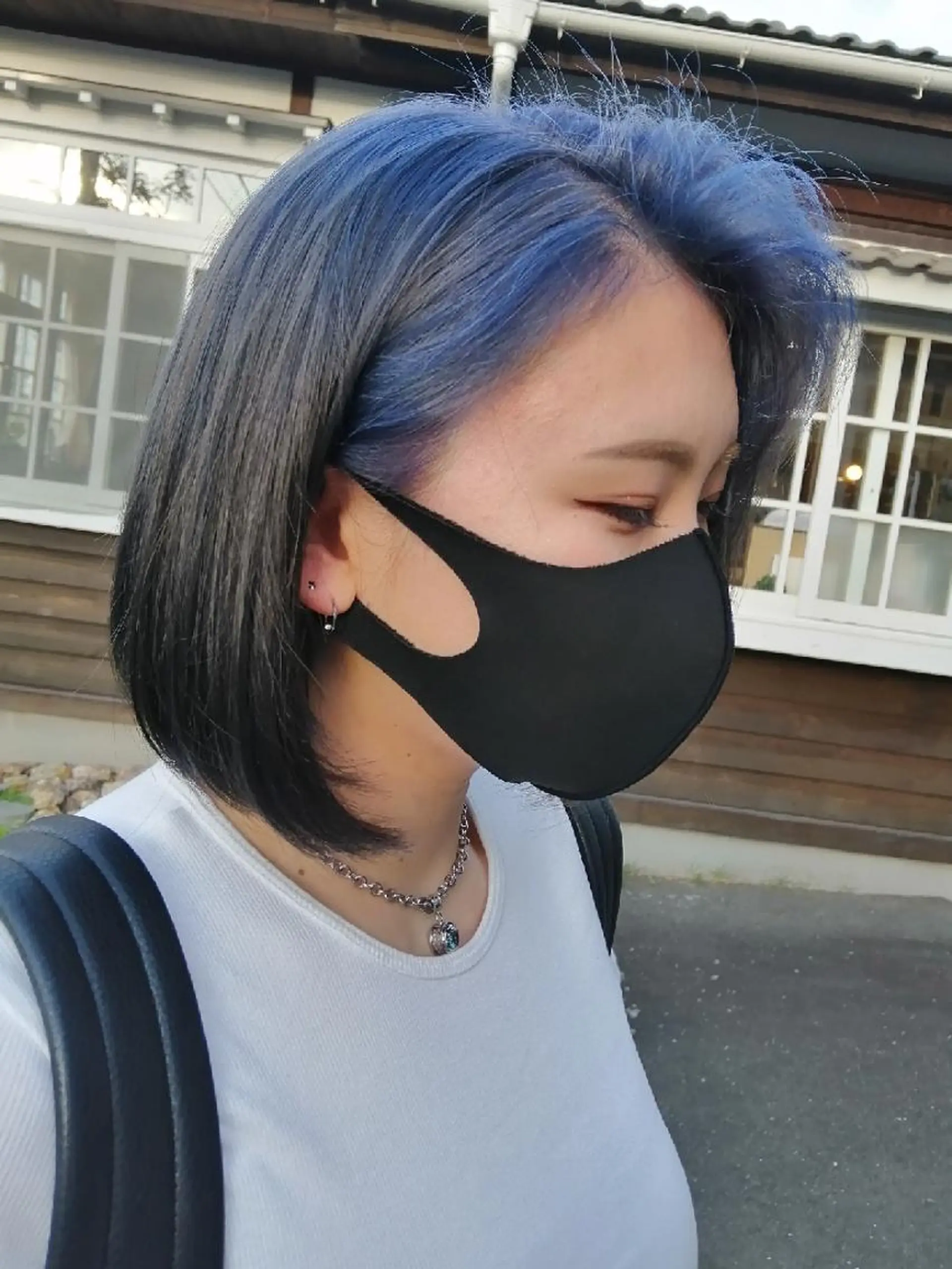 カラー ミディアム ブルーカラー 足立 悠輔のヘアスタイル