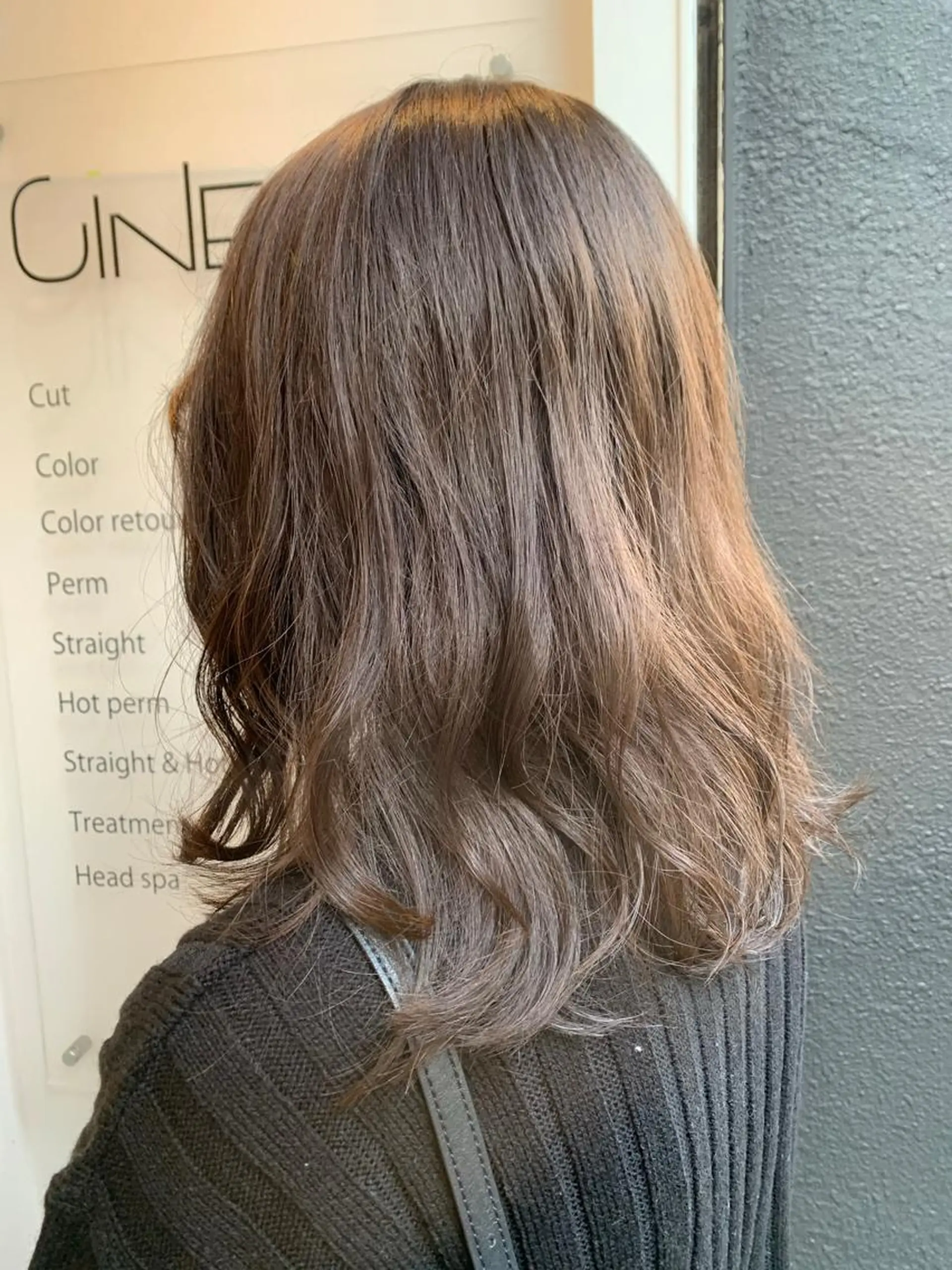 ミディアム カラー ブリーチ グレージュ ブリーチなしカラー CiNEMA daikanyama所属・透明感カラー🫧 今泉健太のヘアスタイル