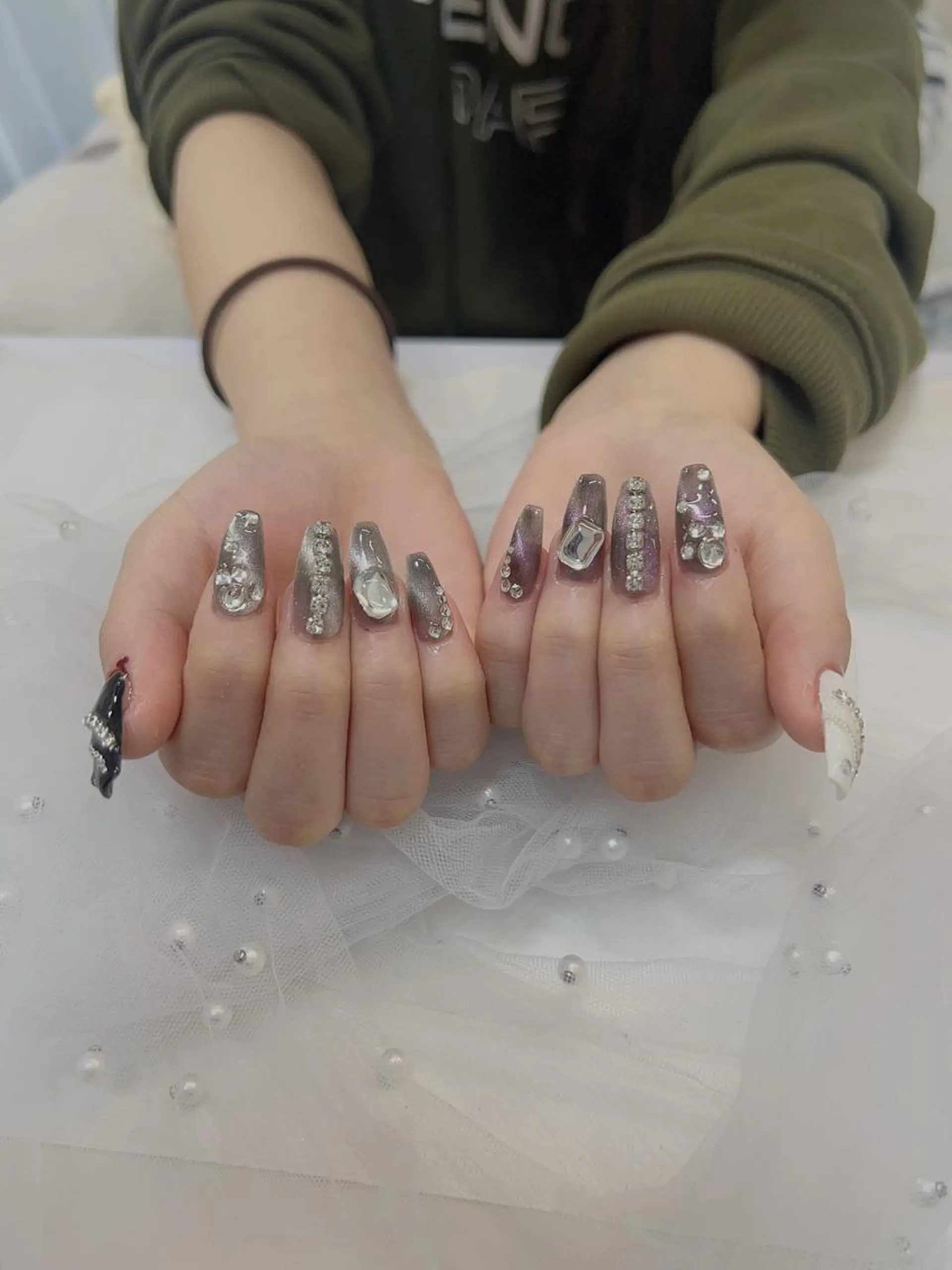 ネイル Anna Yayoi 💫のネイルデザイン