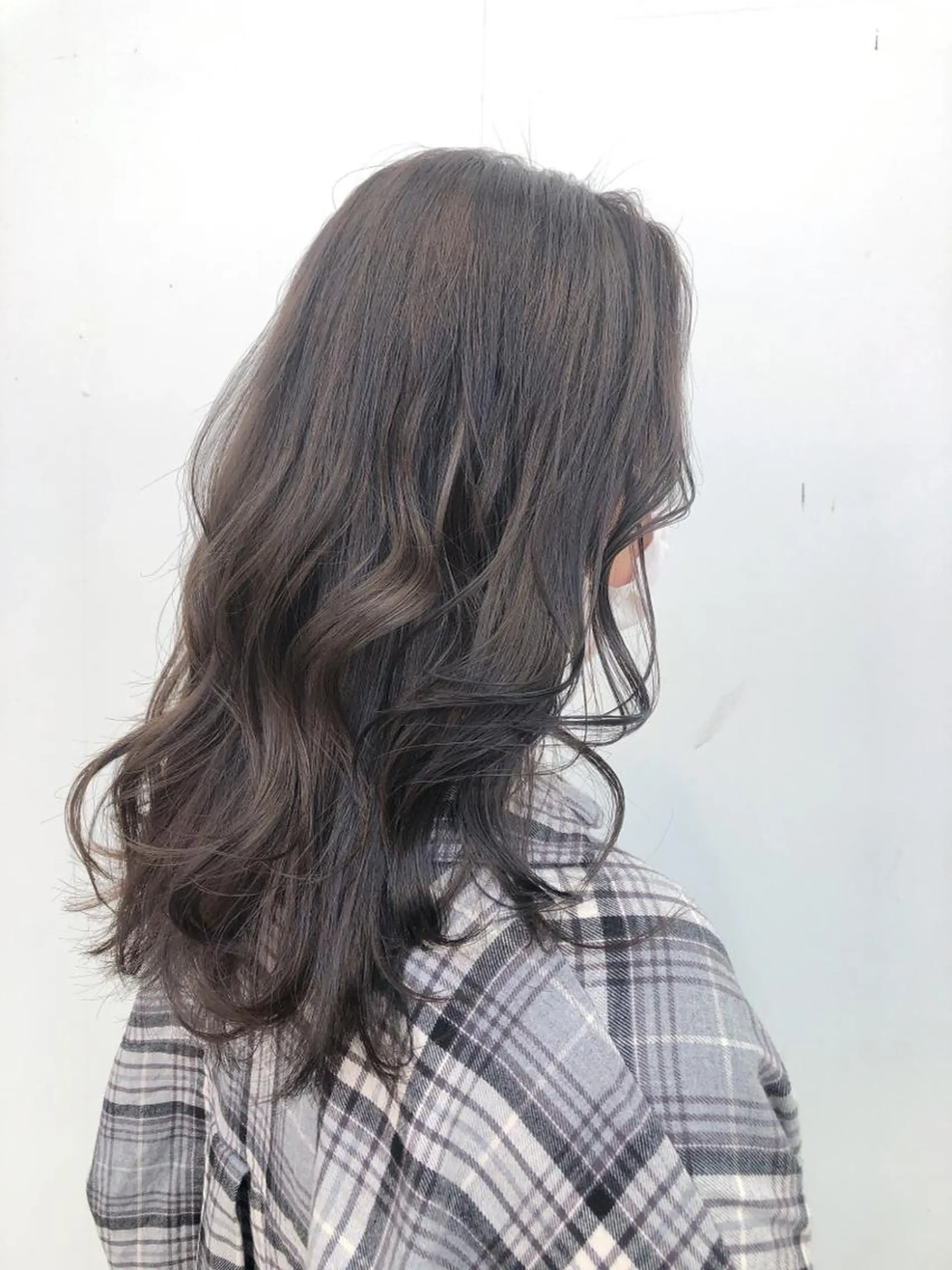 ロング カラー 韓国🩵海外ヘア 宮川華奈のヘアスタイル