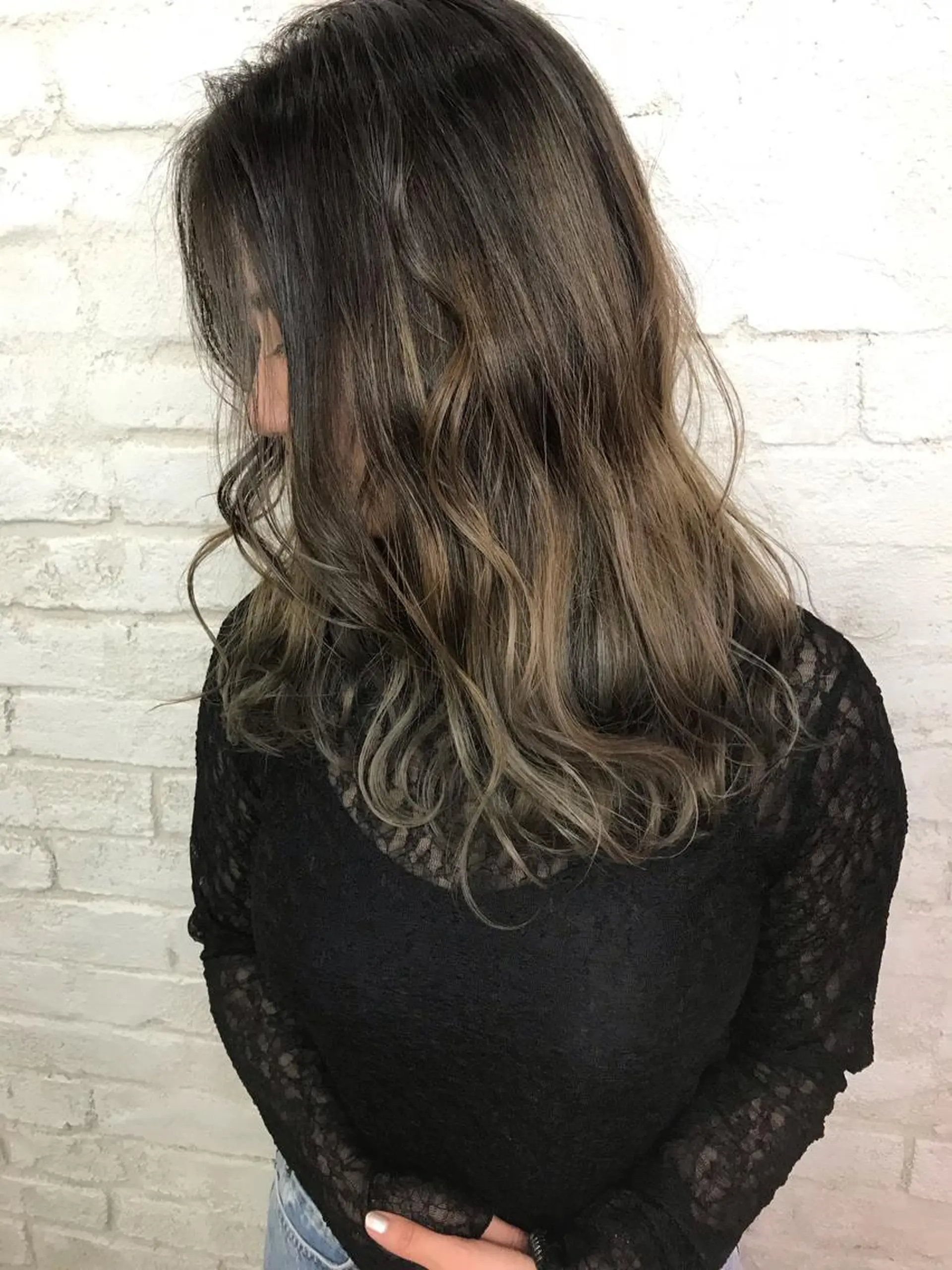 セミロング 🌈ハイライトカラー 🌈naokoのヘアスタイル