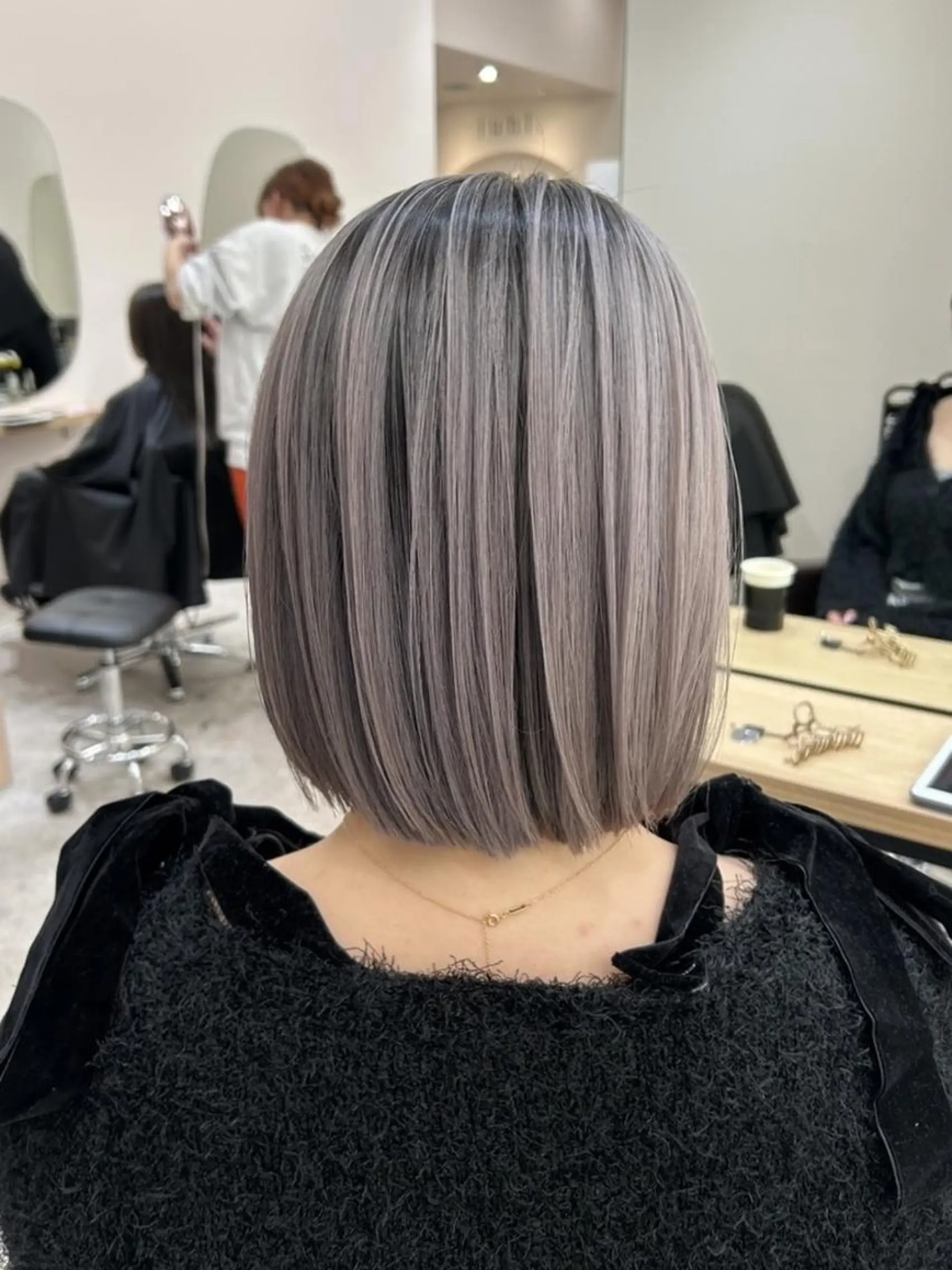 ショート カラー ブリーチ ダブルカラー ✨【公式】 juhl.横浜✨のヘアスタイル