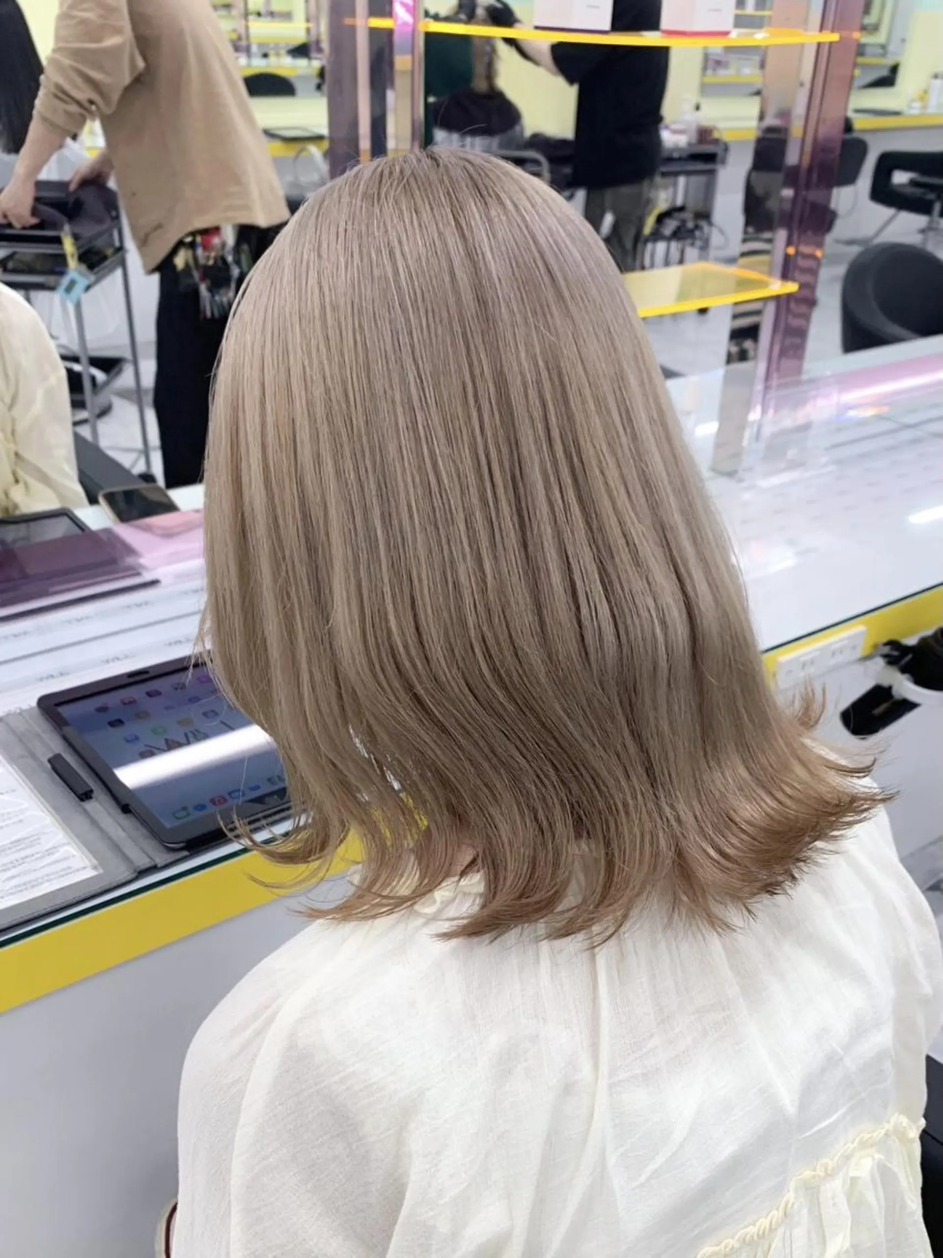 カラー 透明感🫧トレンド 美髪🫧横浜101のヘアスタイル