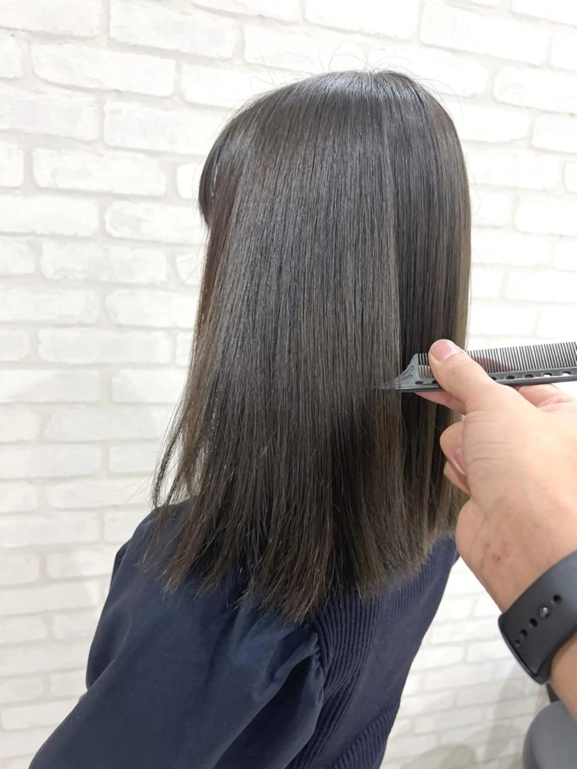 ミディアム カット ヘアカラー トリートメント 髪質改善 貸切サロンのヘアスタイル