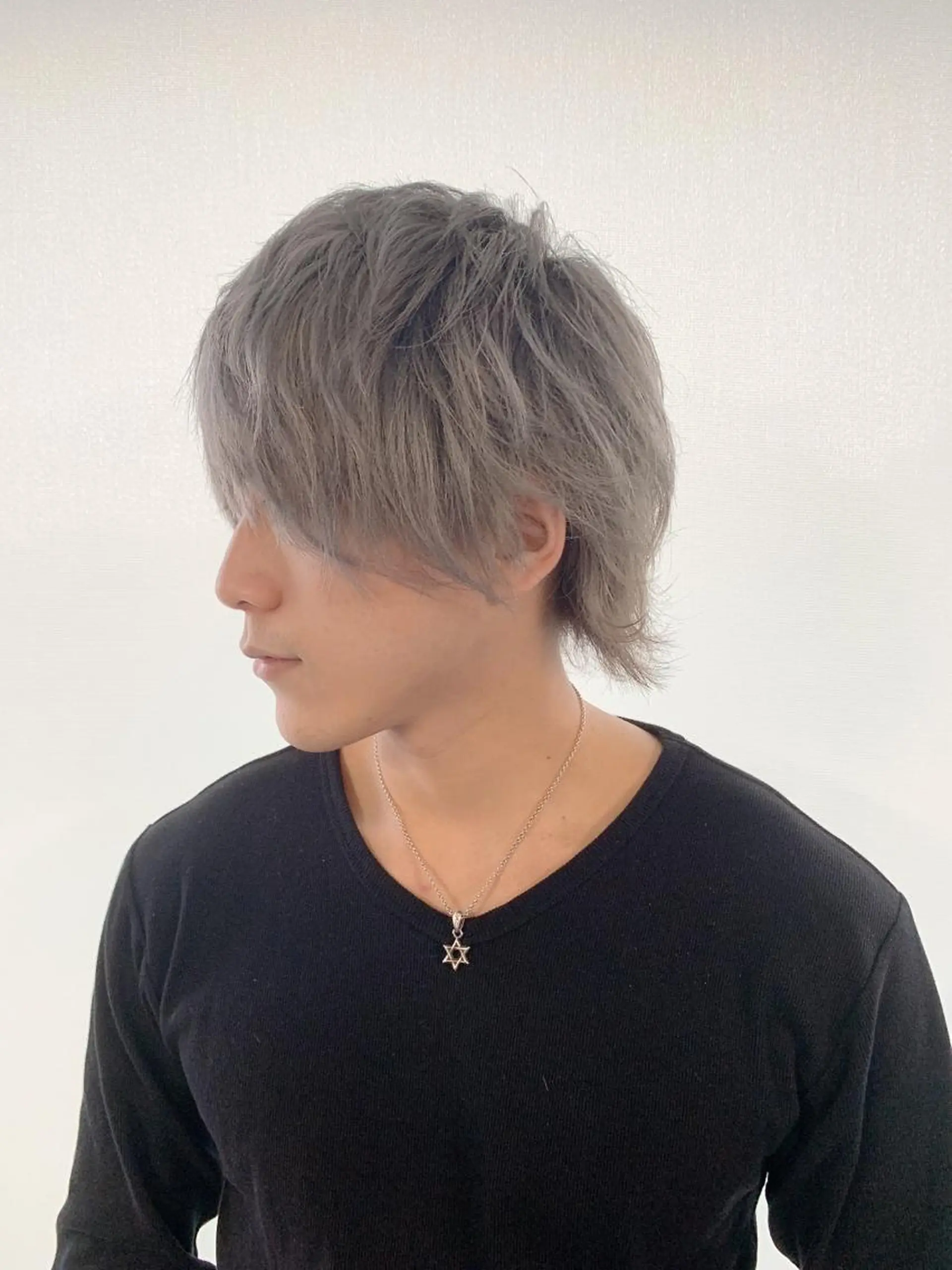 ショート アッシュ ハイライト レイヤーカット ヘアカラー Selene hair OSAKAのヘアスタイル
