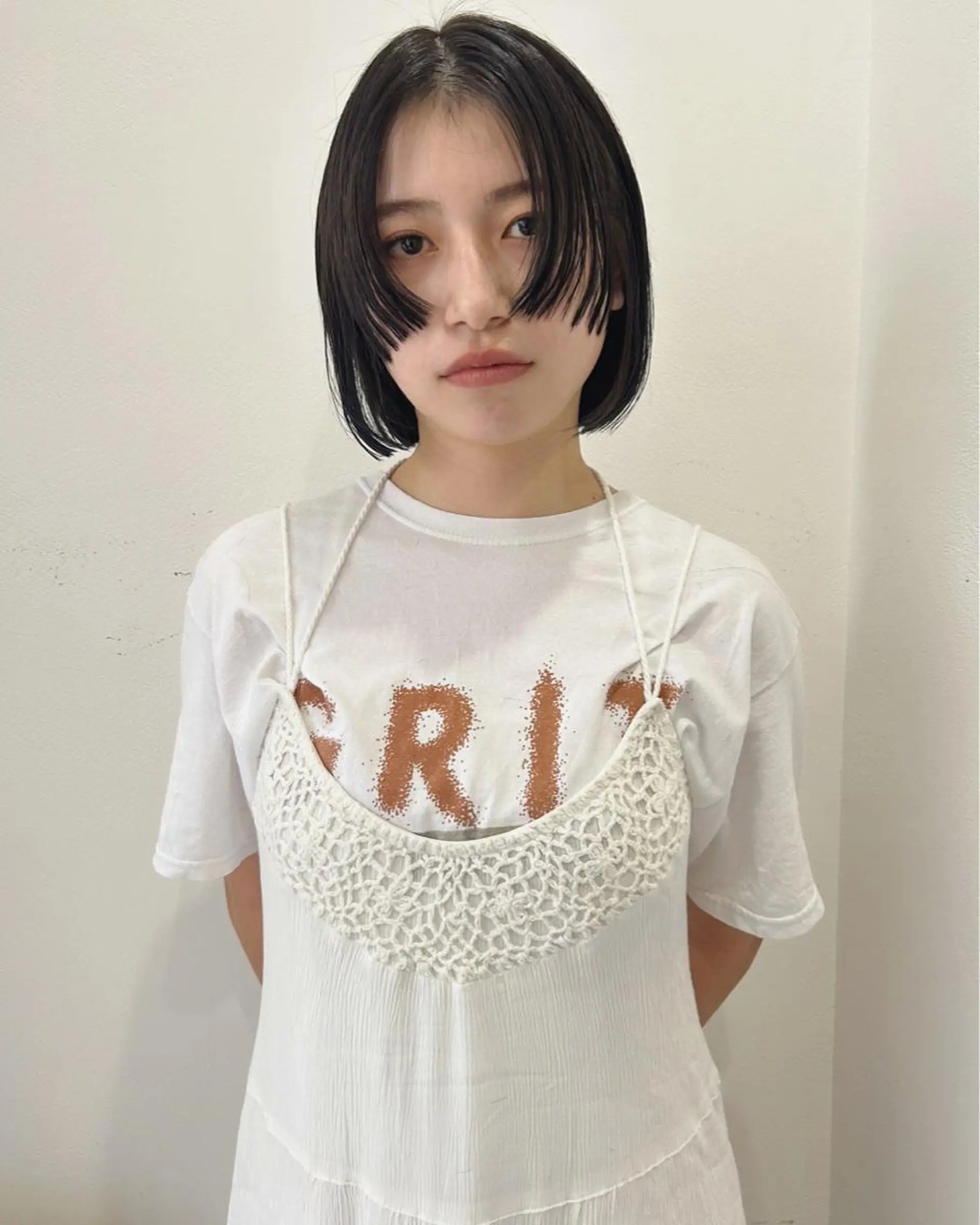 ショート カラー ボブ サイドバング カット ヘアカラー トリートメント Loom.所属・村上雅人 ナチュラルモードのヘアスタイル