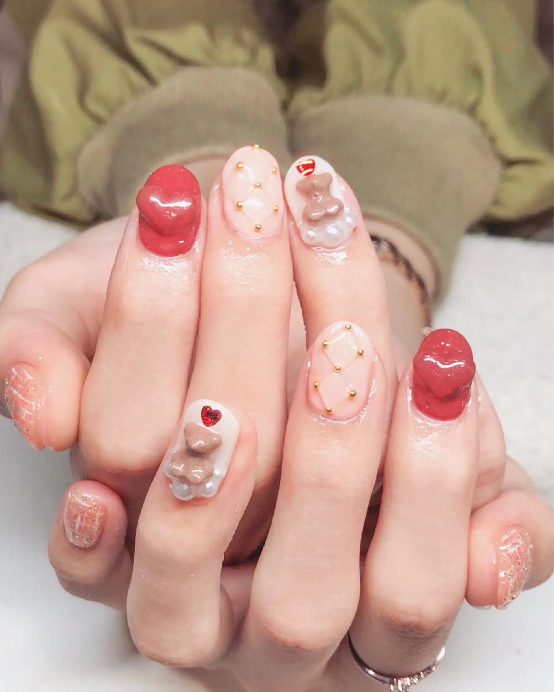 ネイル ジェルネイル ハート キラキラネイル 韓国ネイル バレンタイン Nyanco Nailのネイルデザイン