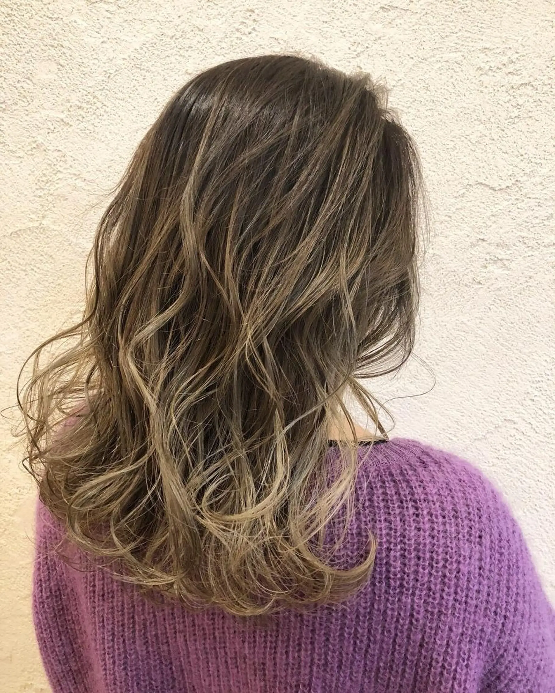 セミロング カラー ヘアアレンジ バレイヤージュ レイヤーカット TAKA 髪質改善のヘアスタイル