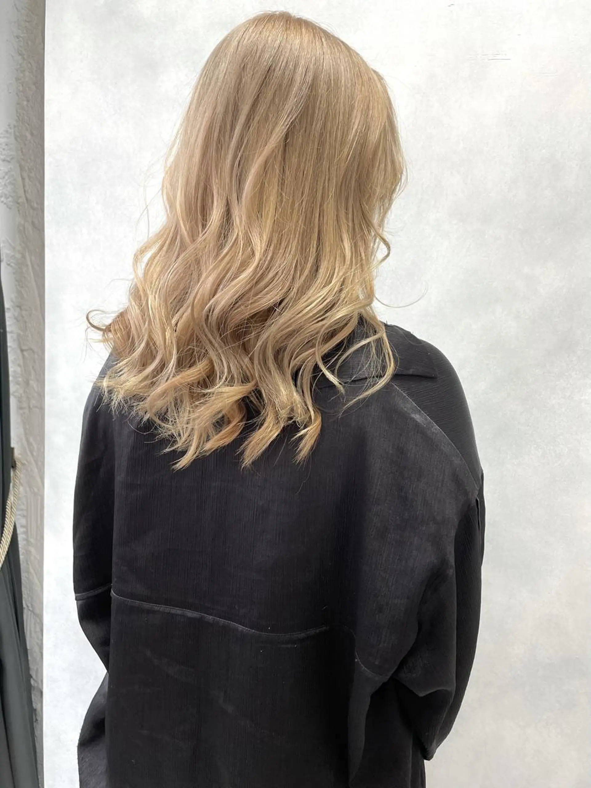 ミディアム カット ヘアカラー トリートメント ✨ブリーチ特化✨ 💚Acchon💚のヘアスタイル