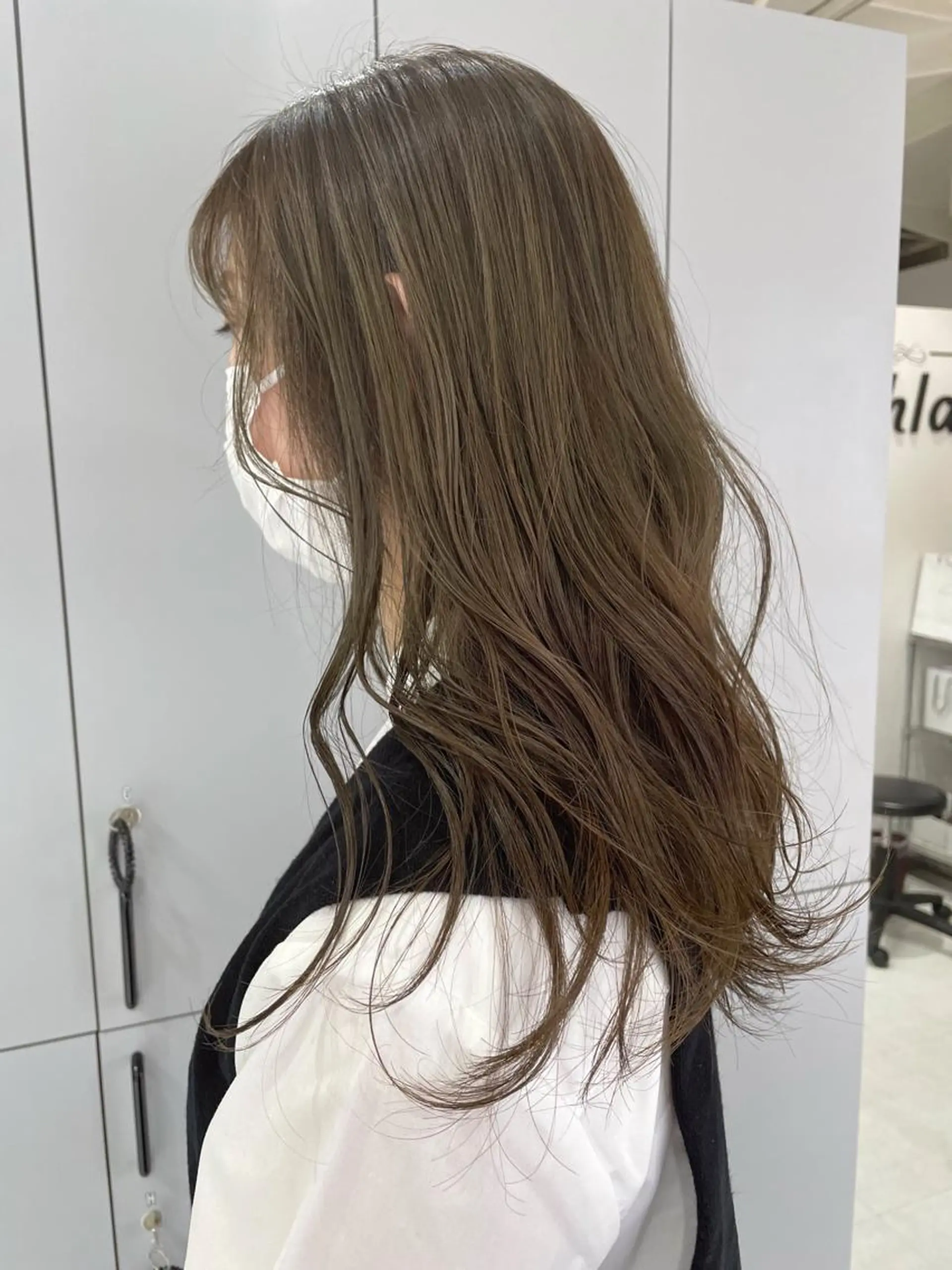 ロング カラー オリーブカラー オレンジ カット ヘアカラー トリートメント volta∞knot所属・狩野 羅夢のヘアスタイル
