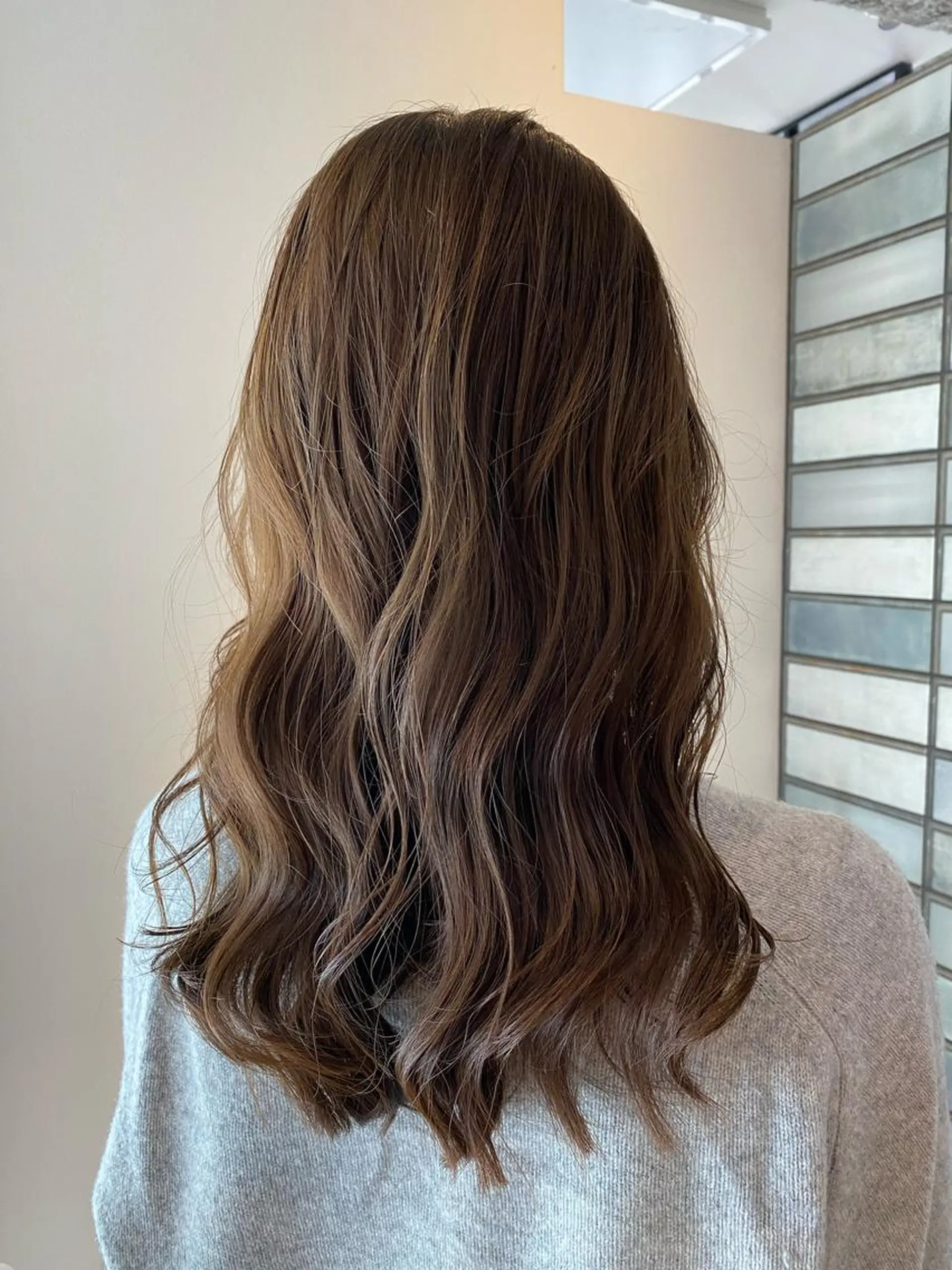 セミロング カラー カット ヘアカラー 【博多ハイライトカラ ー】中島啓太のヘアスタイル