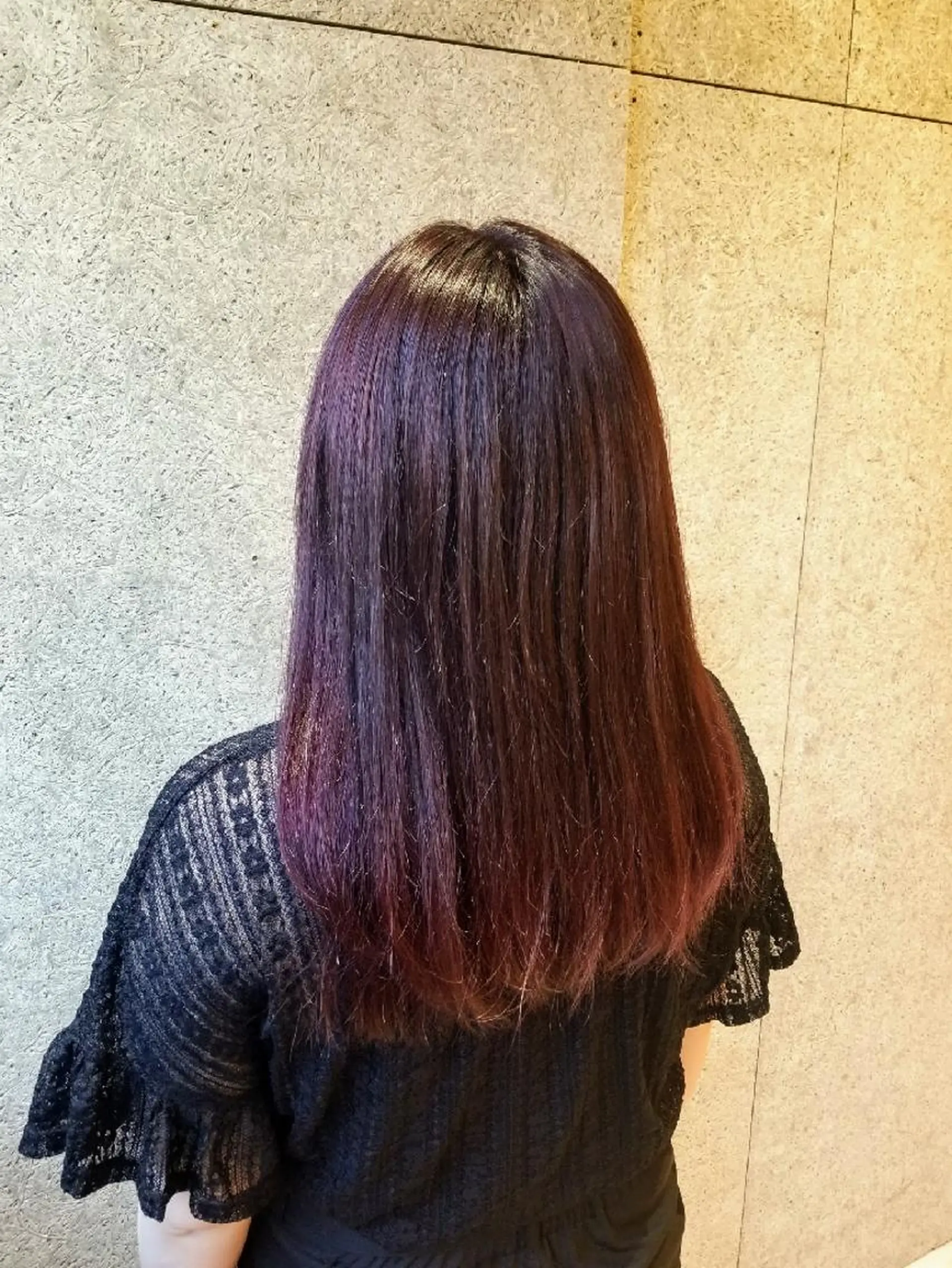 ロング カラー ブリーチ ピンクカラー 🔴赤み消し/ 艶カラー落合　優🔴のヘアスタイル