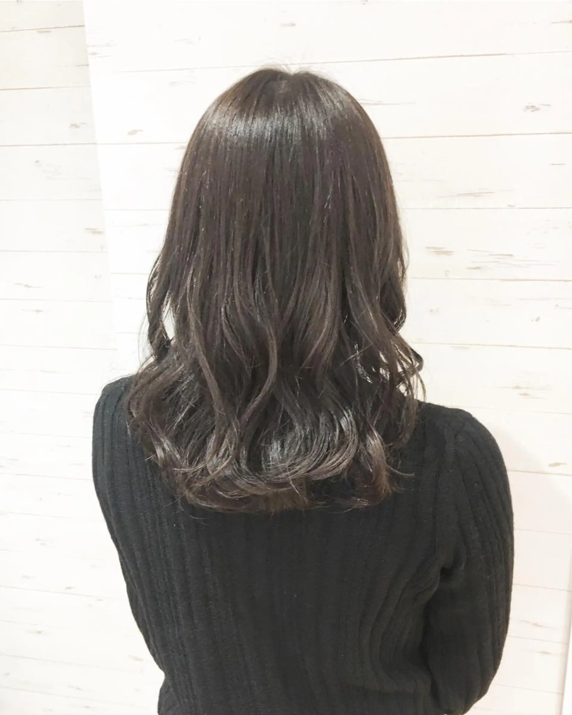 セミロング カラー ブルーカラー ブルージュ 透明感カラー グラデーションカラー グレージュ ✨艶髪✨透明感✨ 山内大樹のヘアスタイル