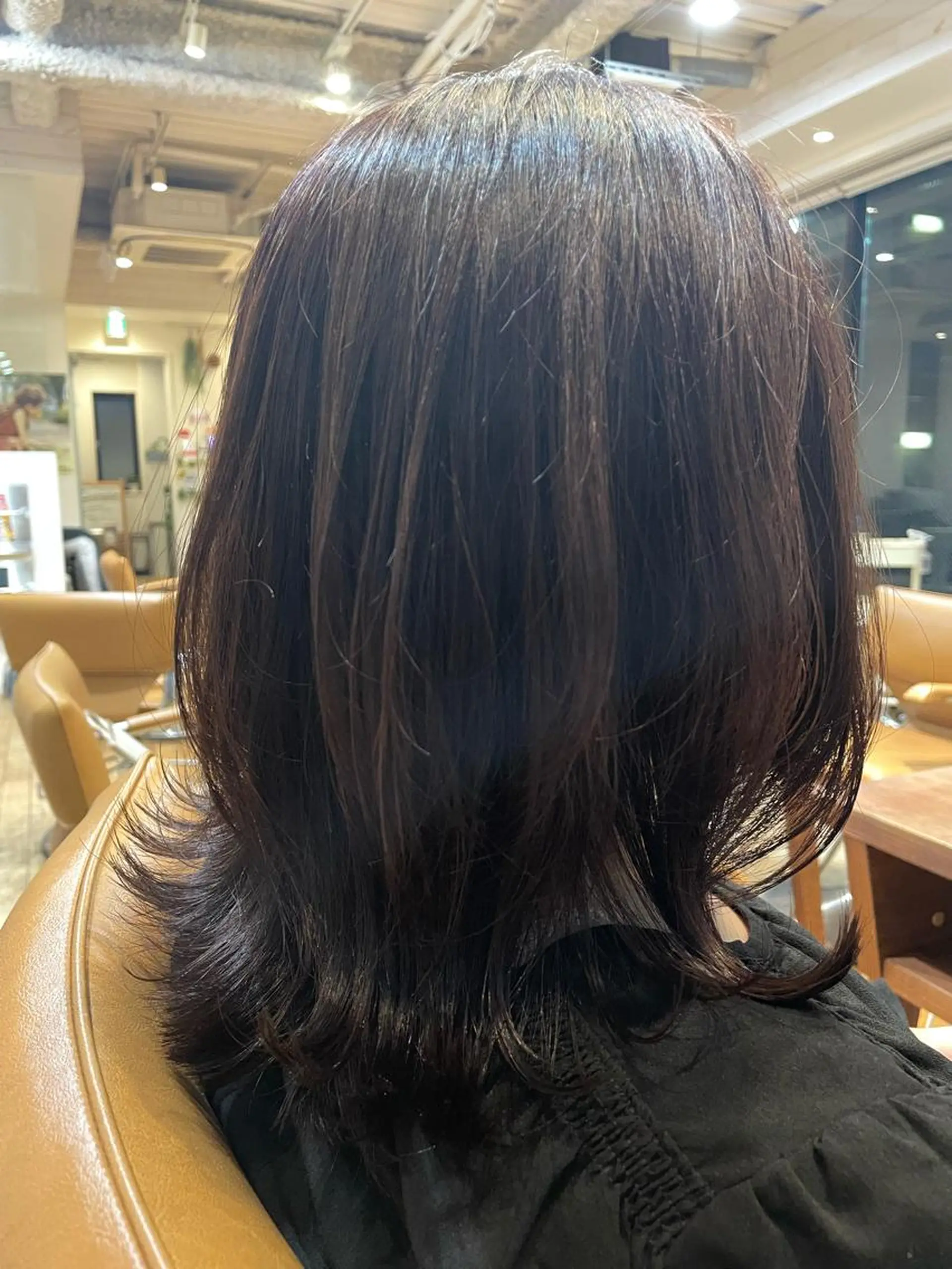 ミディアム 山本　恵 (やまもと  けい)のヘアスタイル